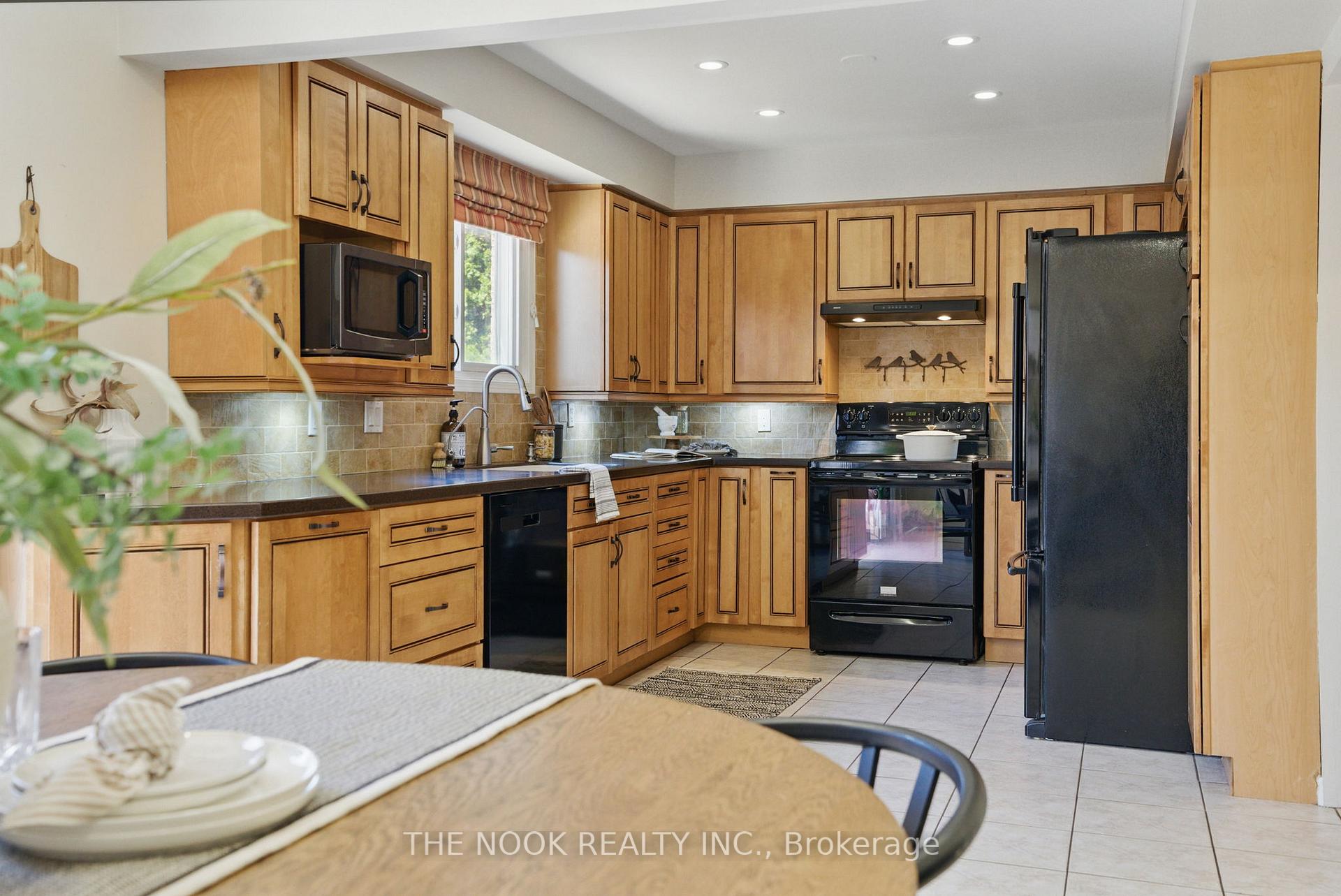 Photo 21 of 1262 Fawndale Road, Pickering, Rougemount — HOMEH