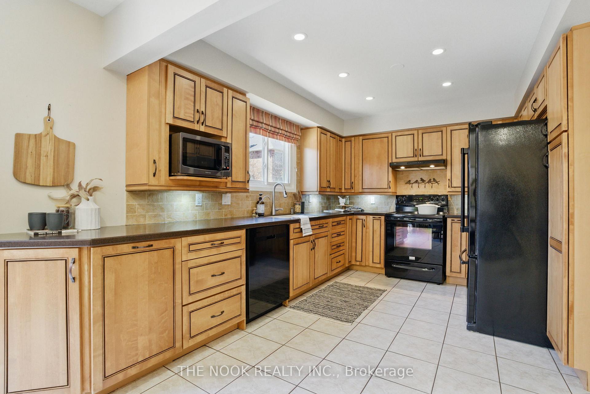 Photo 18 of 1262 Fawndale Road, Pickering, Rougemount — HOMEH