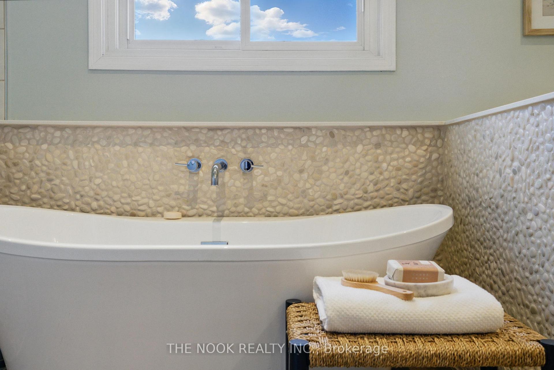 Photo 31 of 1262 Fawndale Road, Pickering, Rougemount — HOMEH