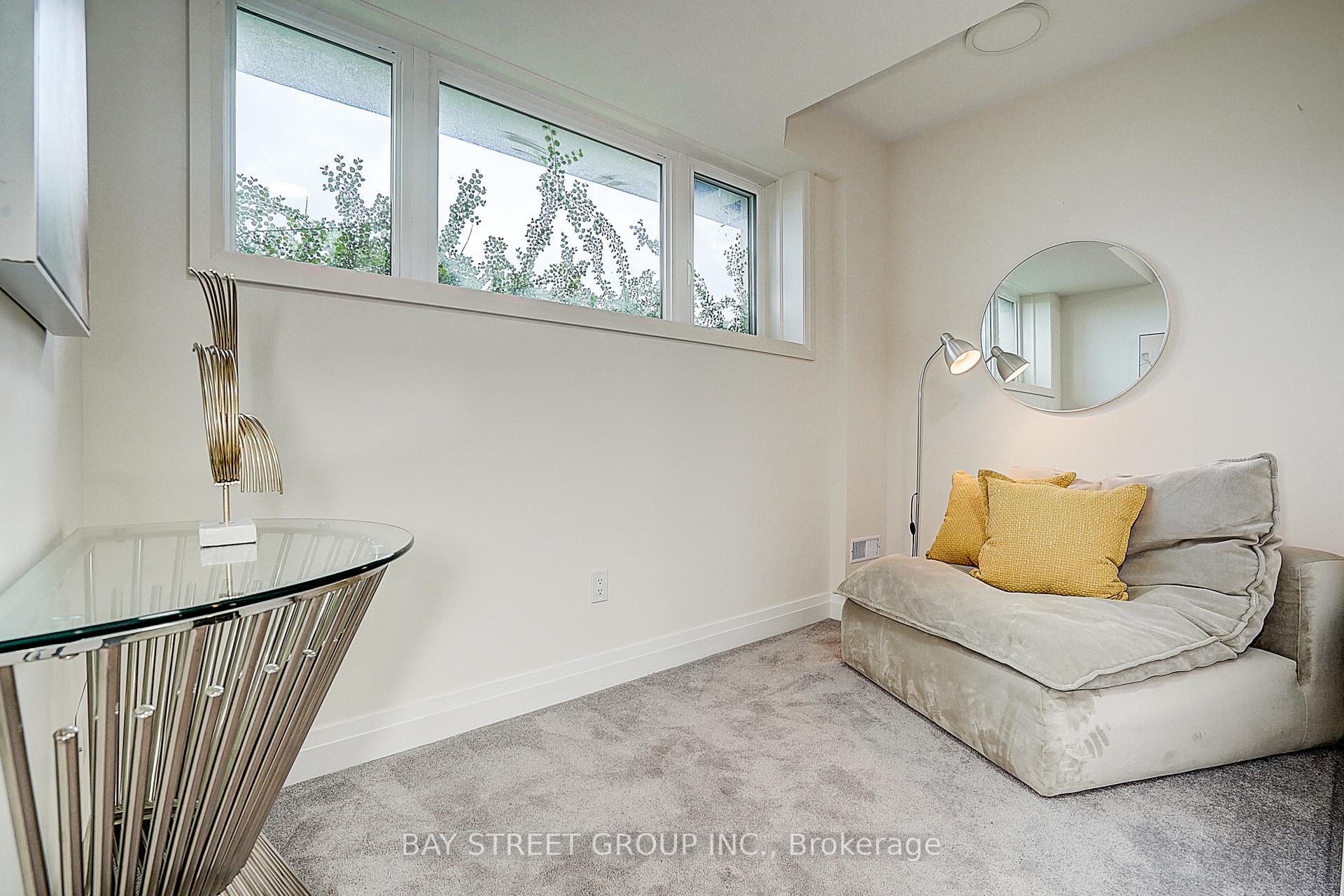 Photo 14 of 22 Teasel Way, Markham, Unionville — HOMEH
