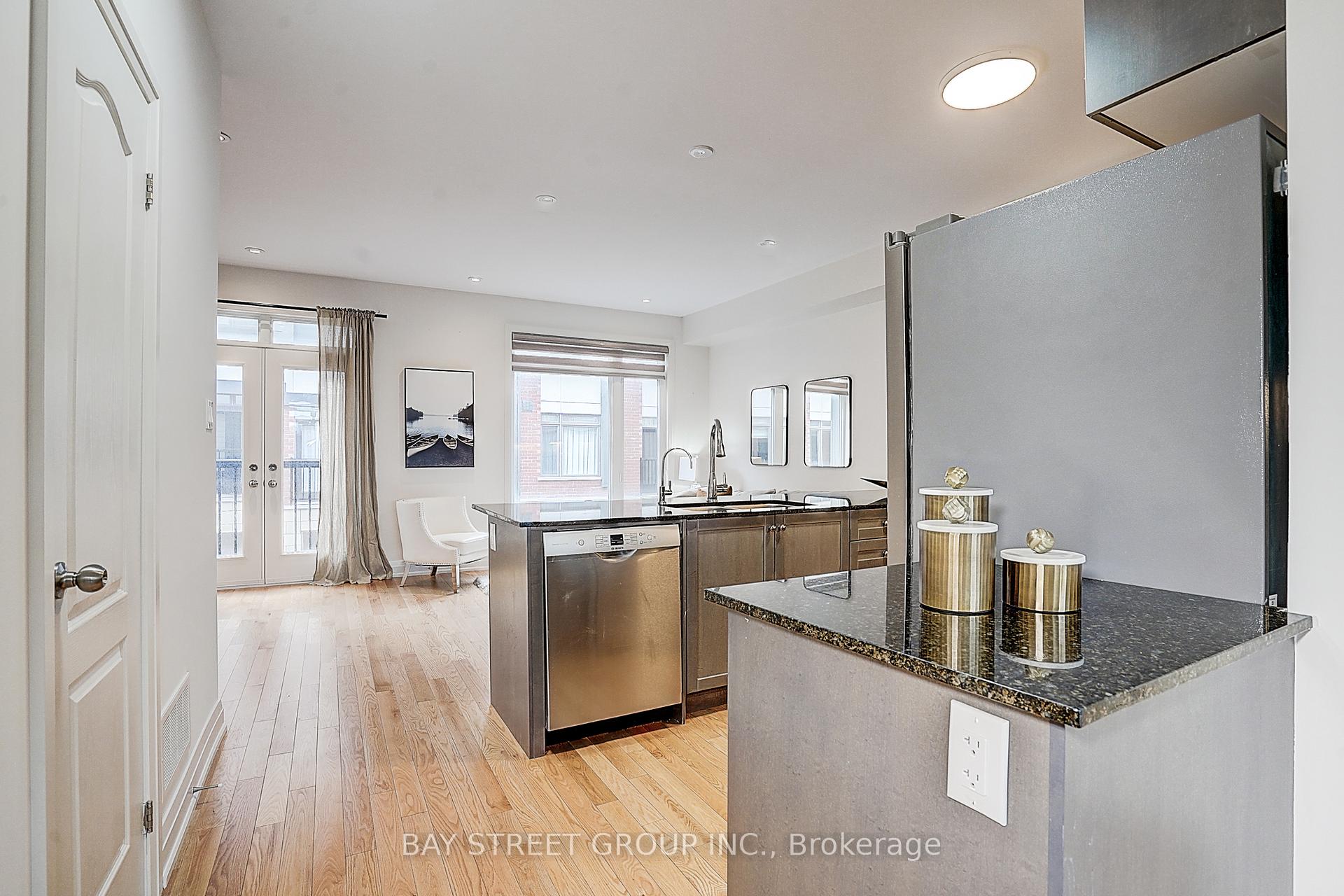 Photo 20 of 22 Teasel Way, Markham, Unionville — HOMEH