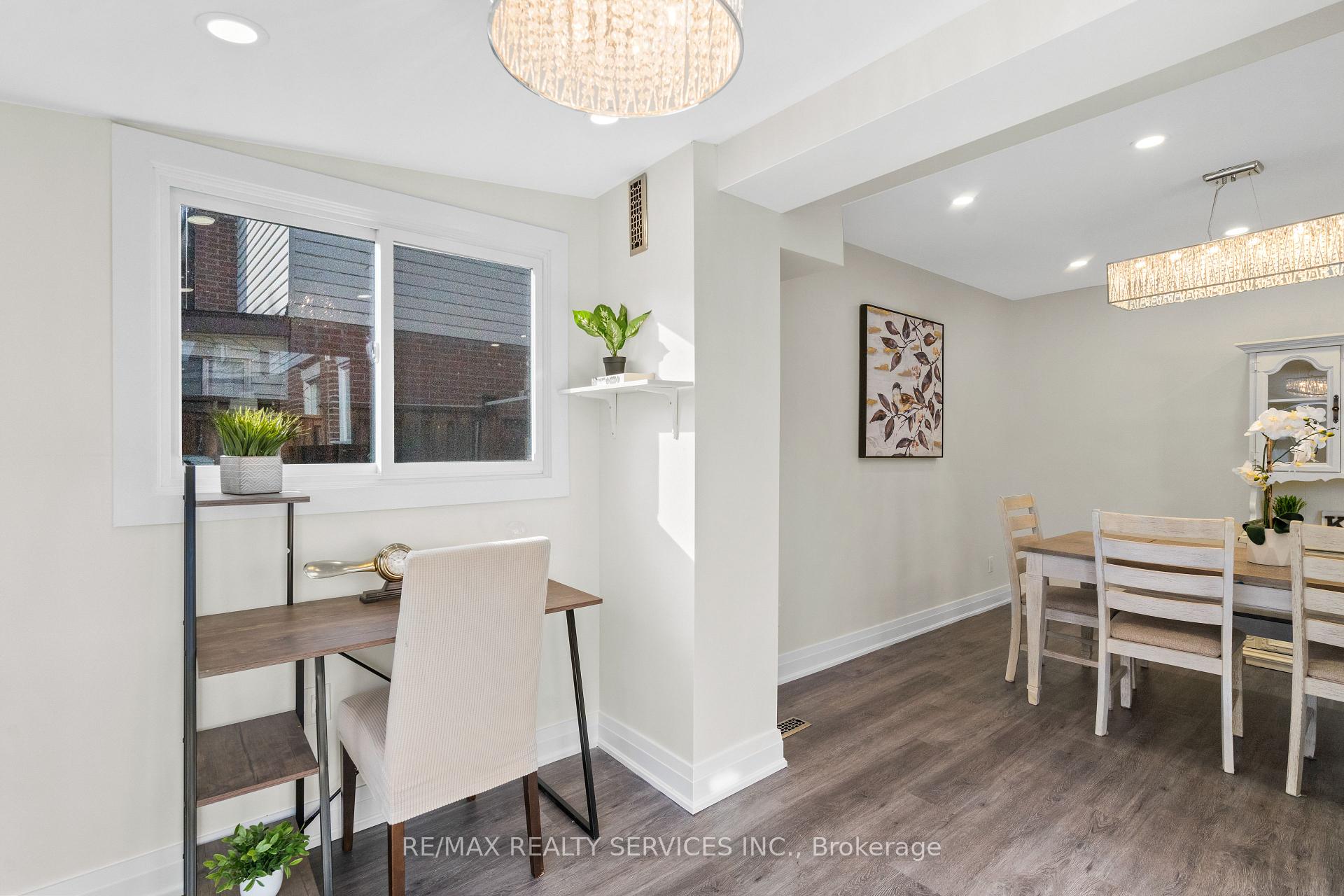 Photo 23 of 42 Horne Drive, Brampton, Brampton North — HOMEH