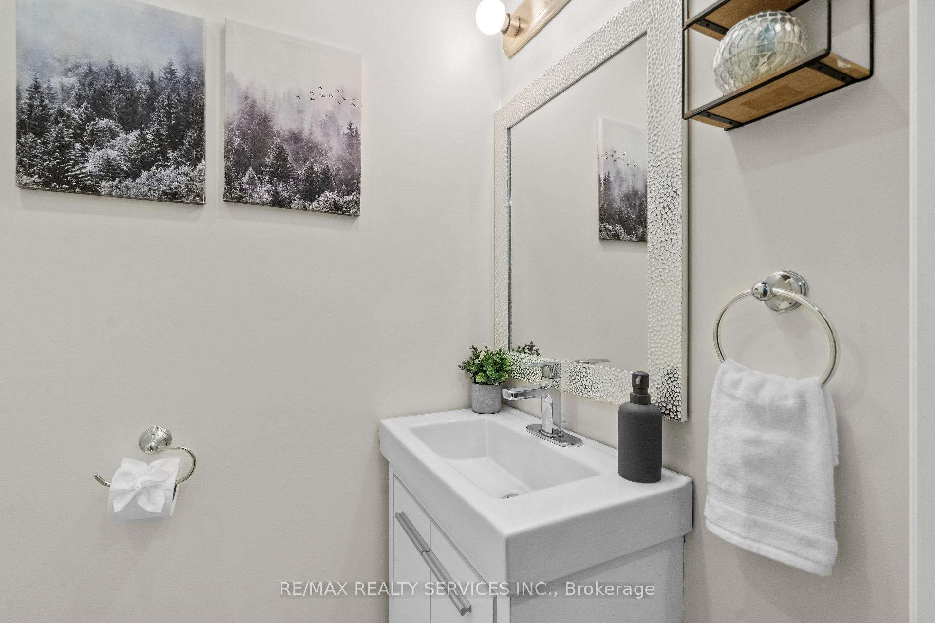 Photo 15 of 42 Horne Drive, Brampton, Brampton North — HOMEH