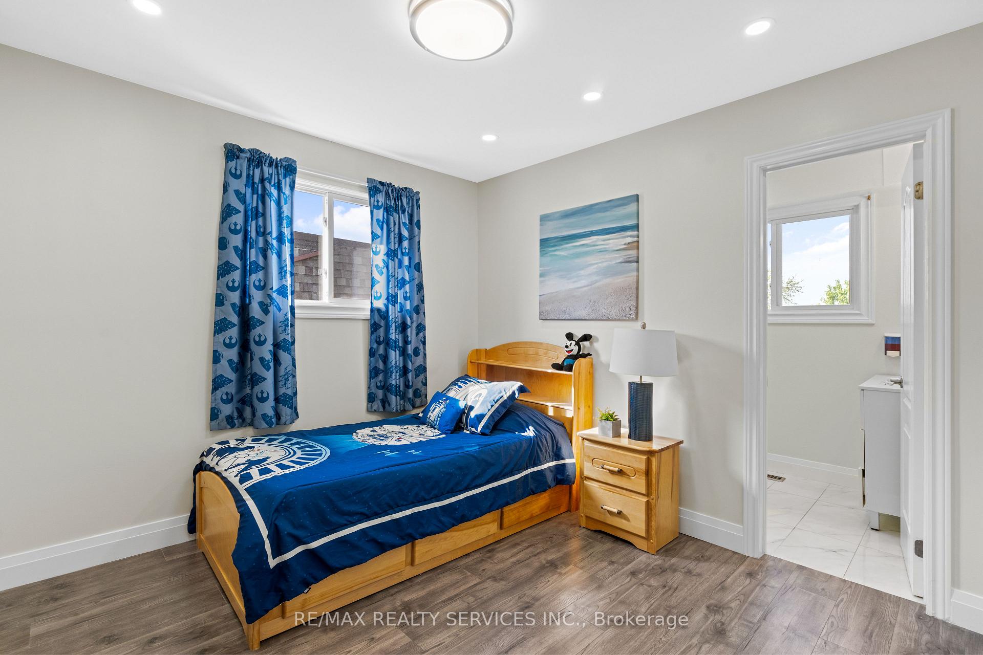 Photo 29 of 42 Horne Drive, Brampton, Brampton North — HOMEH