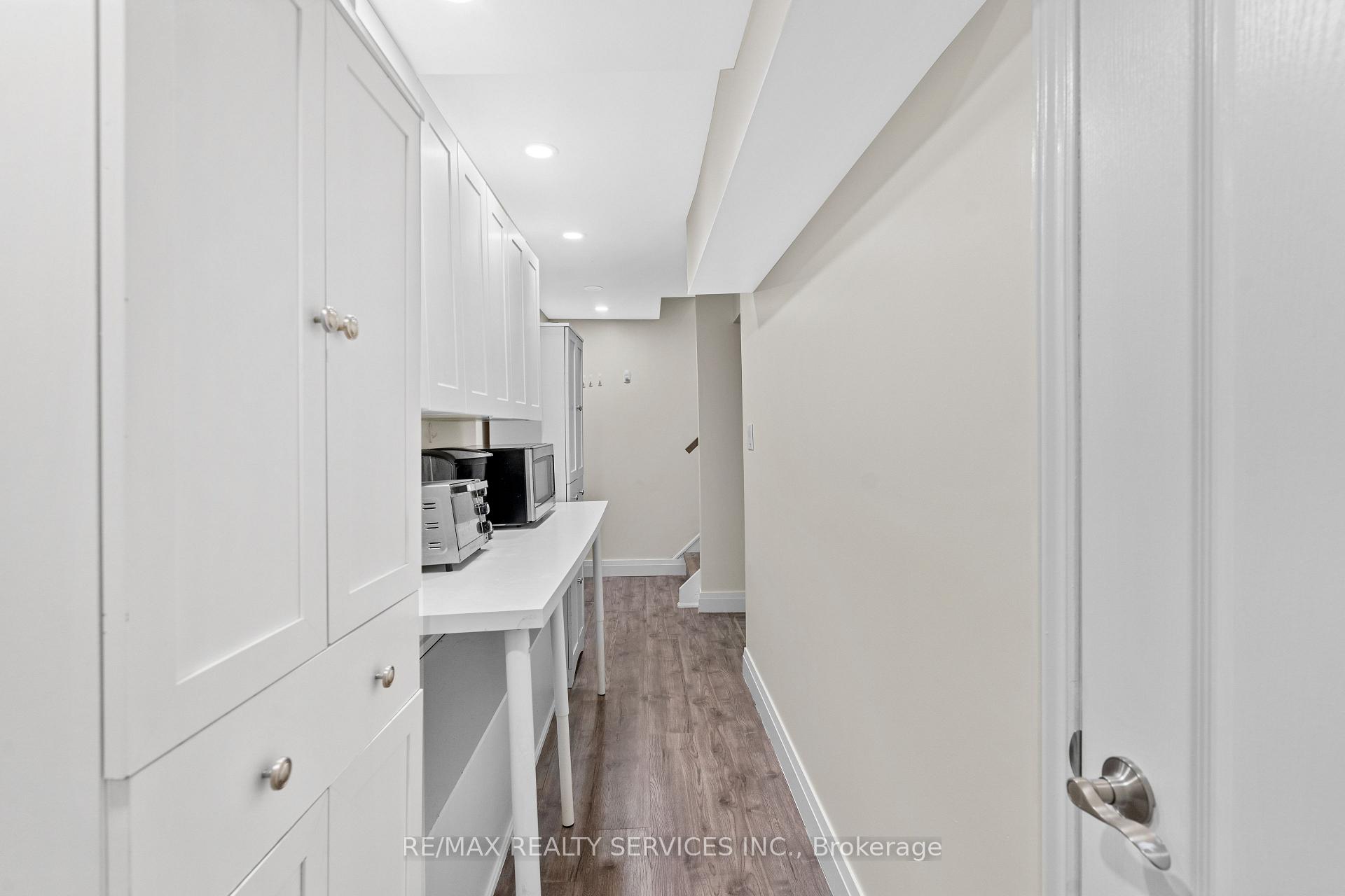 Photo 32 of 42 Horne Drive, Brampton, Brampton North — HOMEH