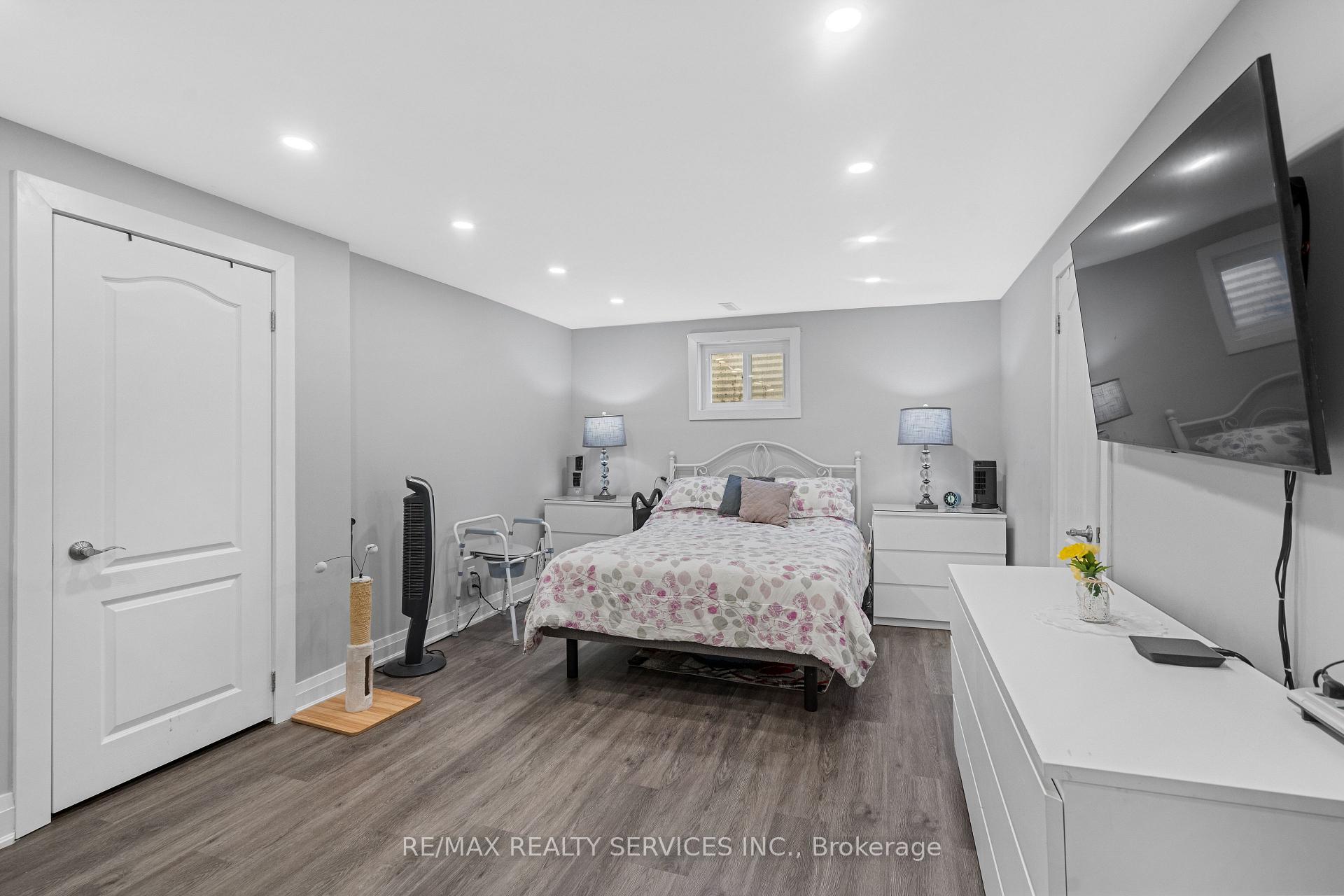 Photo 45 of 42 Horne Drive, Brampton, Brampton North — HOMEH