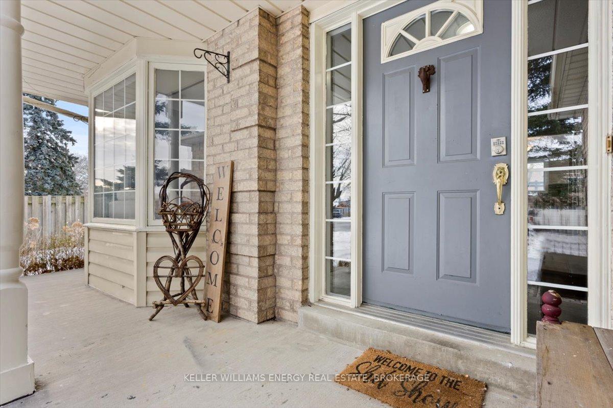 Photo 2 of 2 Resnik Drive, Clarington, Newcastle — HOMEH