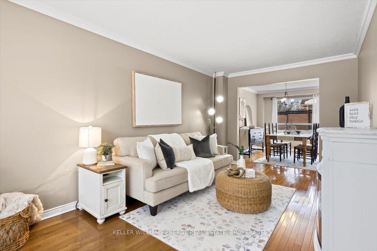 Photo 3 of 2 Resnik Drive, Clarington, Newcastle — HOMEH