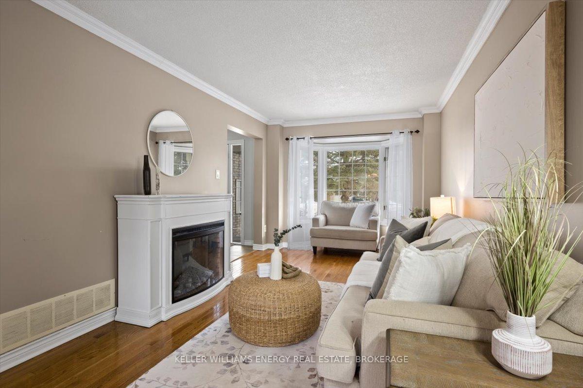 Photo 7 of 2 Resnik Drive, Clarington, Newcastle — HOMEH