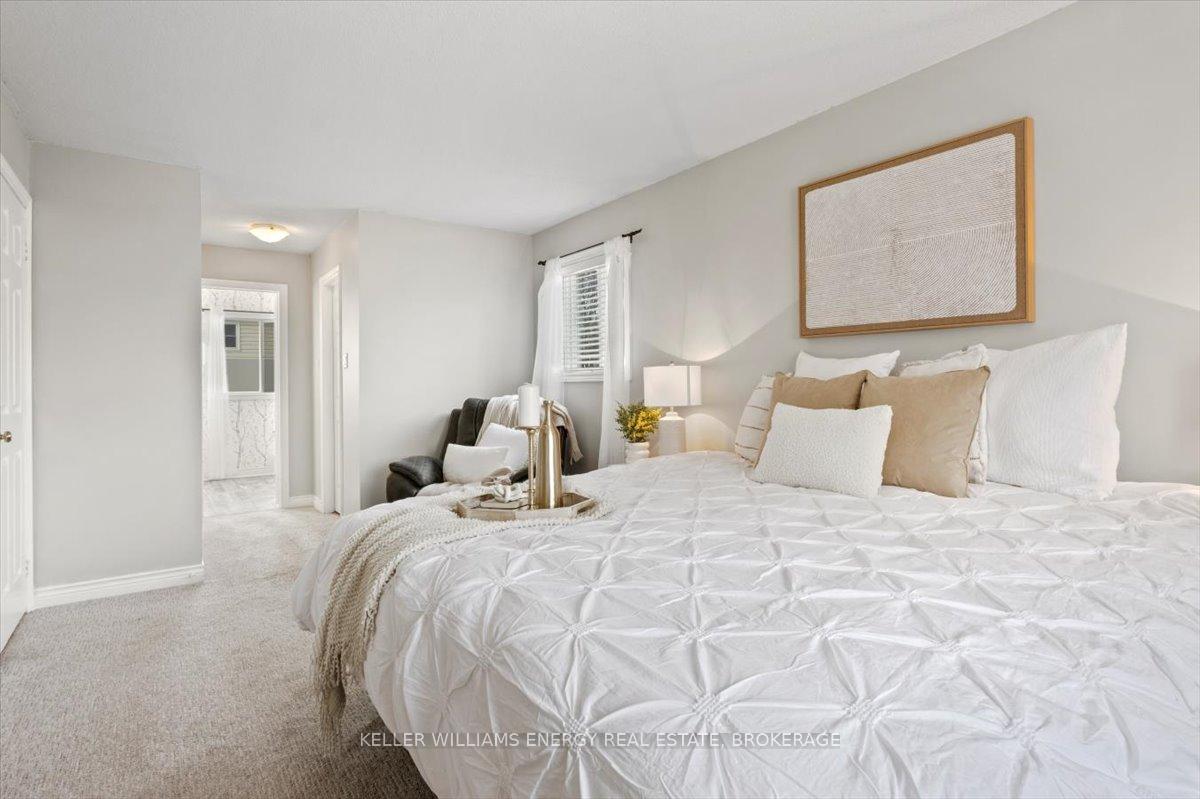 Photo 18 of 2 Resnik Drive, Clarington, Newcastle — HOMEH