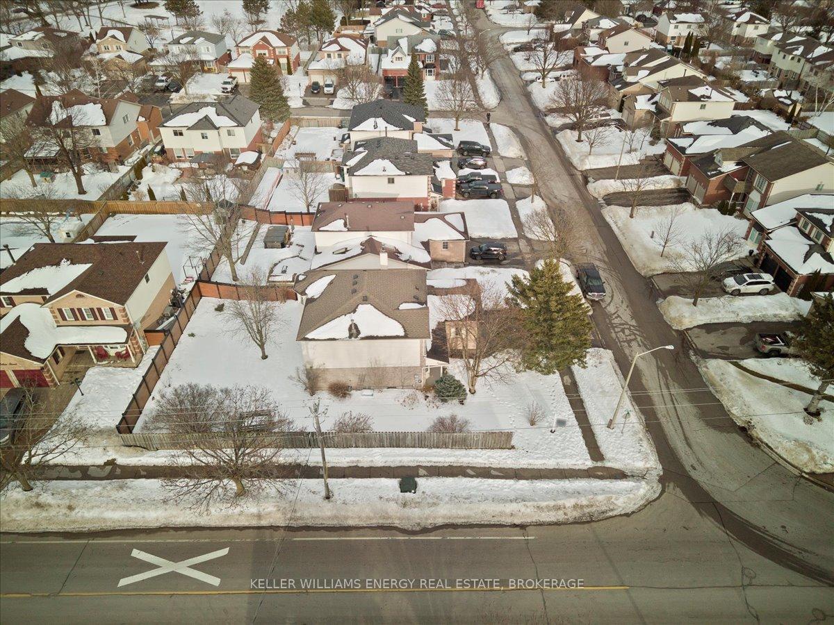Photo 30 of 2 Resnik Drive, Clarington, Newcastle — HOMEH