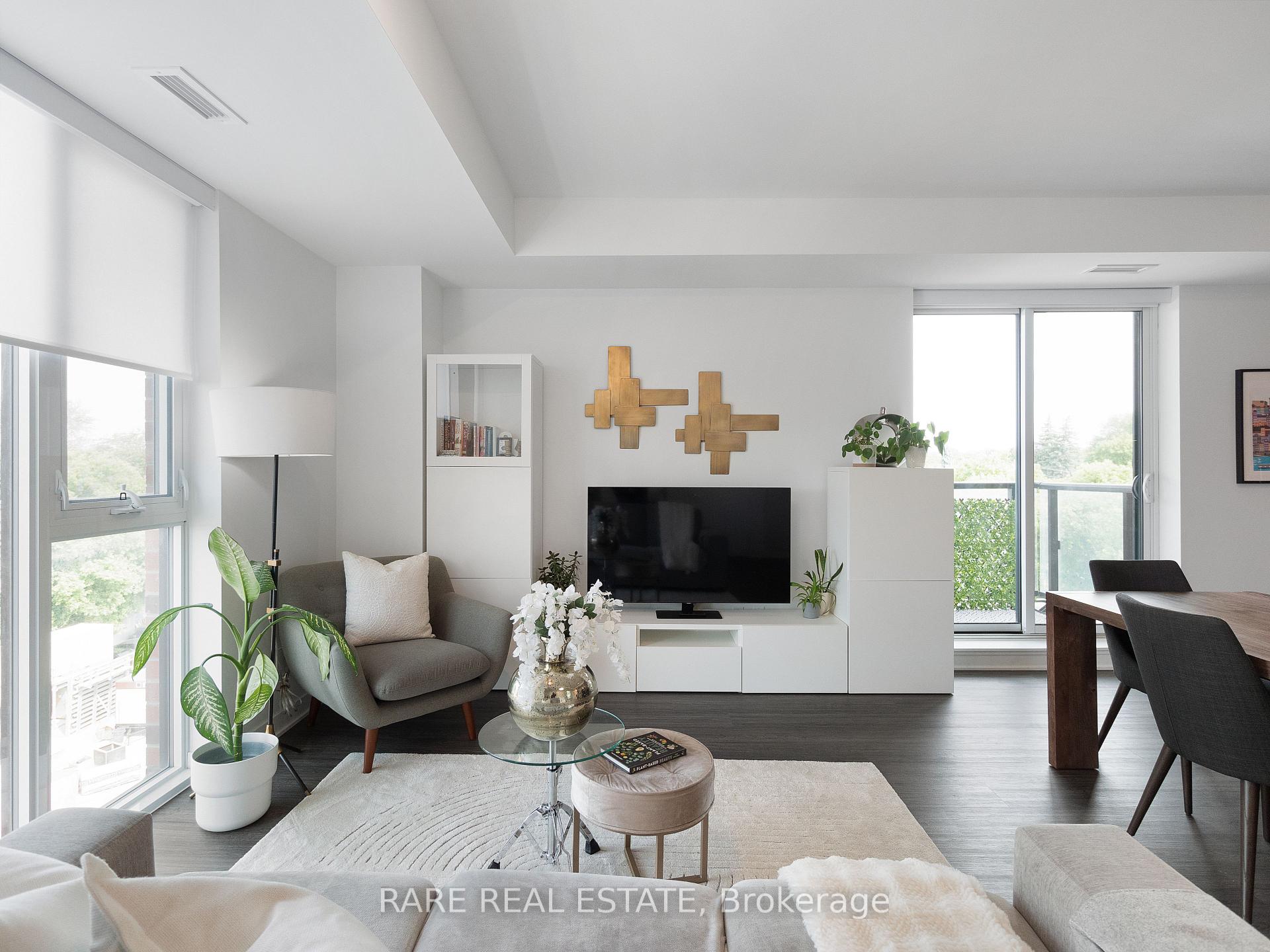 Photo 9 of Unit 601, 185 Alberta Avenue, Toronto, Oakwood Village — HOMEH
