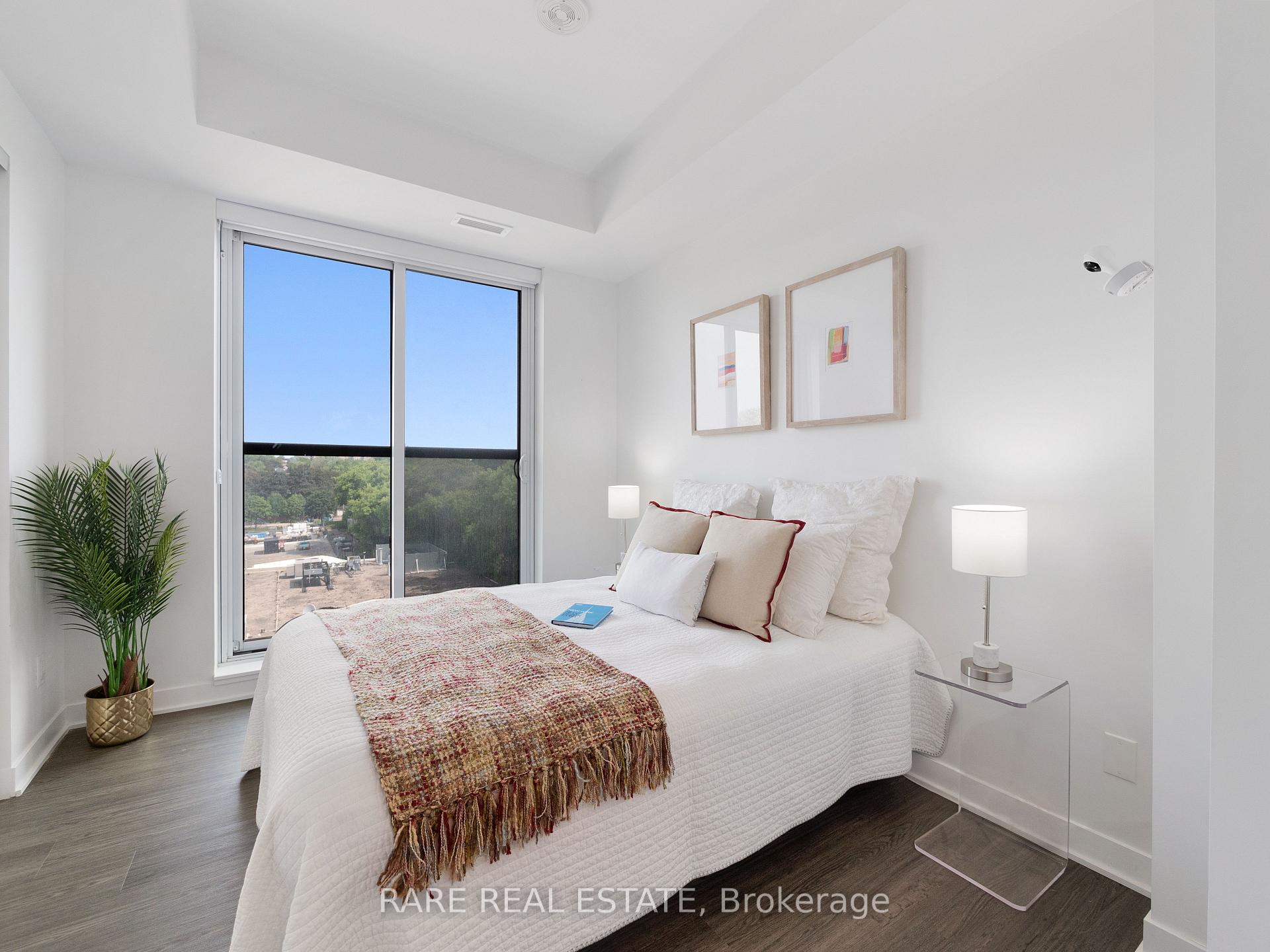 Photo 11 of Unit 601, 185 Alberta Avenue, Toronto, Oakwood Village — HOMEH