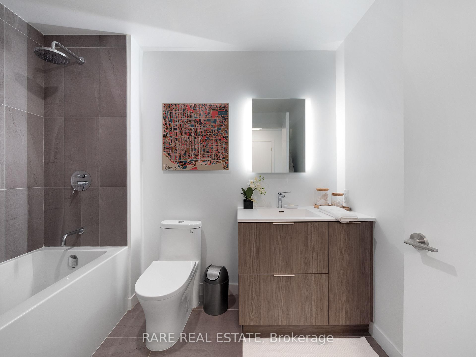 Photo 14 of Unit 601, 185 Alberta Avenue, Toronto, Oakwood Village — HOMEH