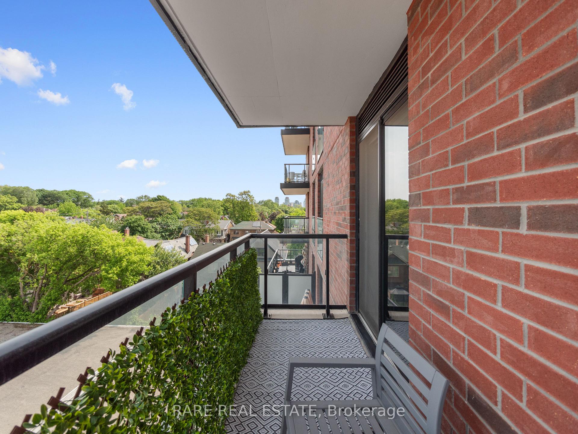 Photo 22 of Unit 601, 185 Alberta Avenue, Toronto, Oakwood Village — HOMEH