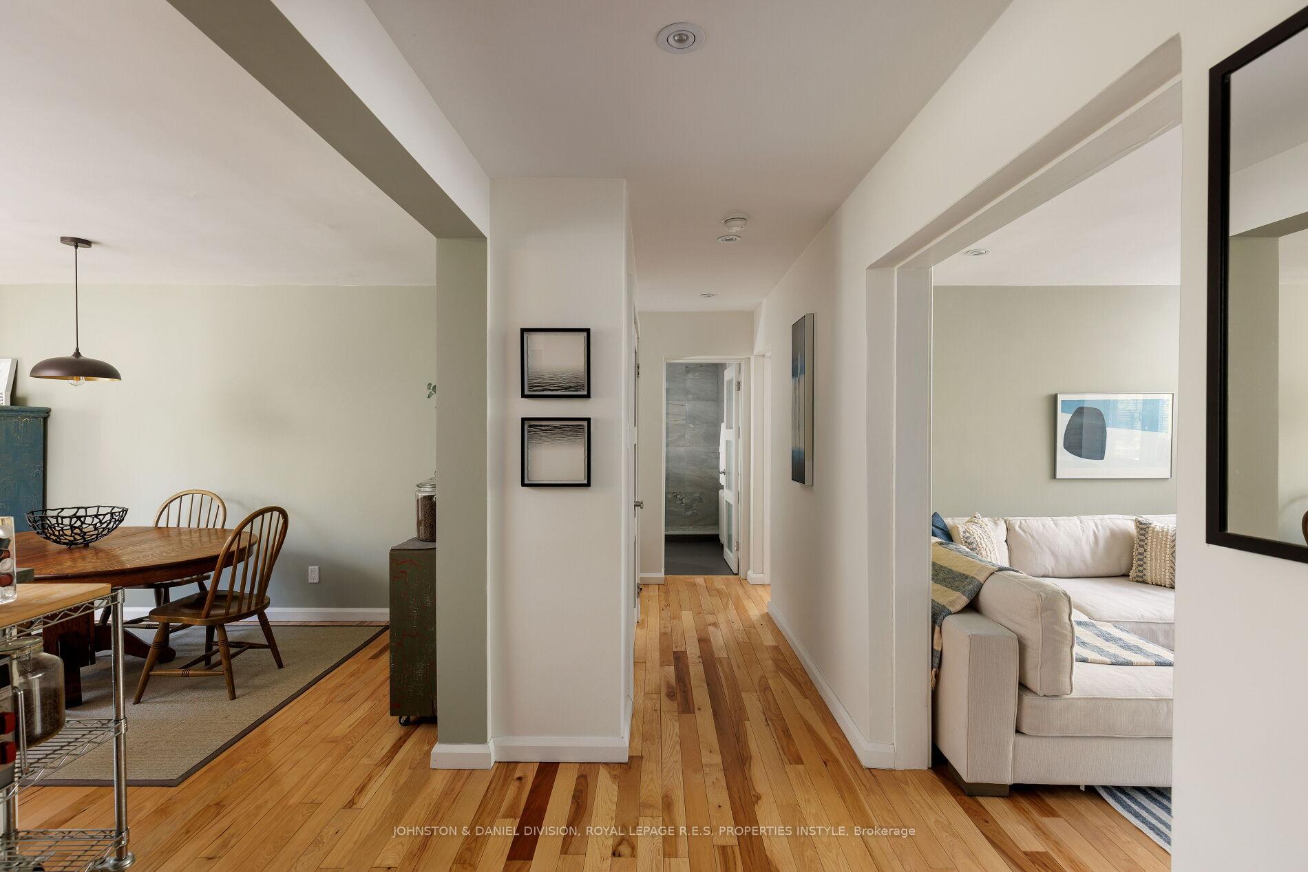 Photo 2 of Unit 18, 2368 Queen Street E, Toronto, The Beaches — HOMEH