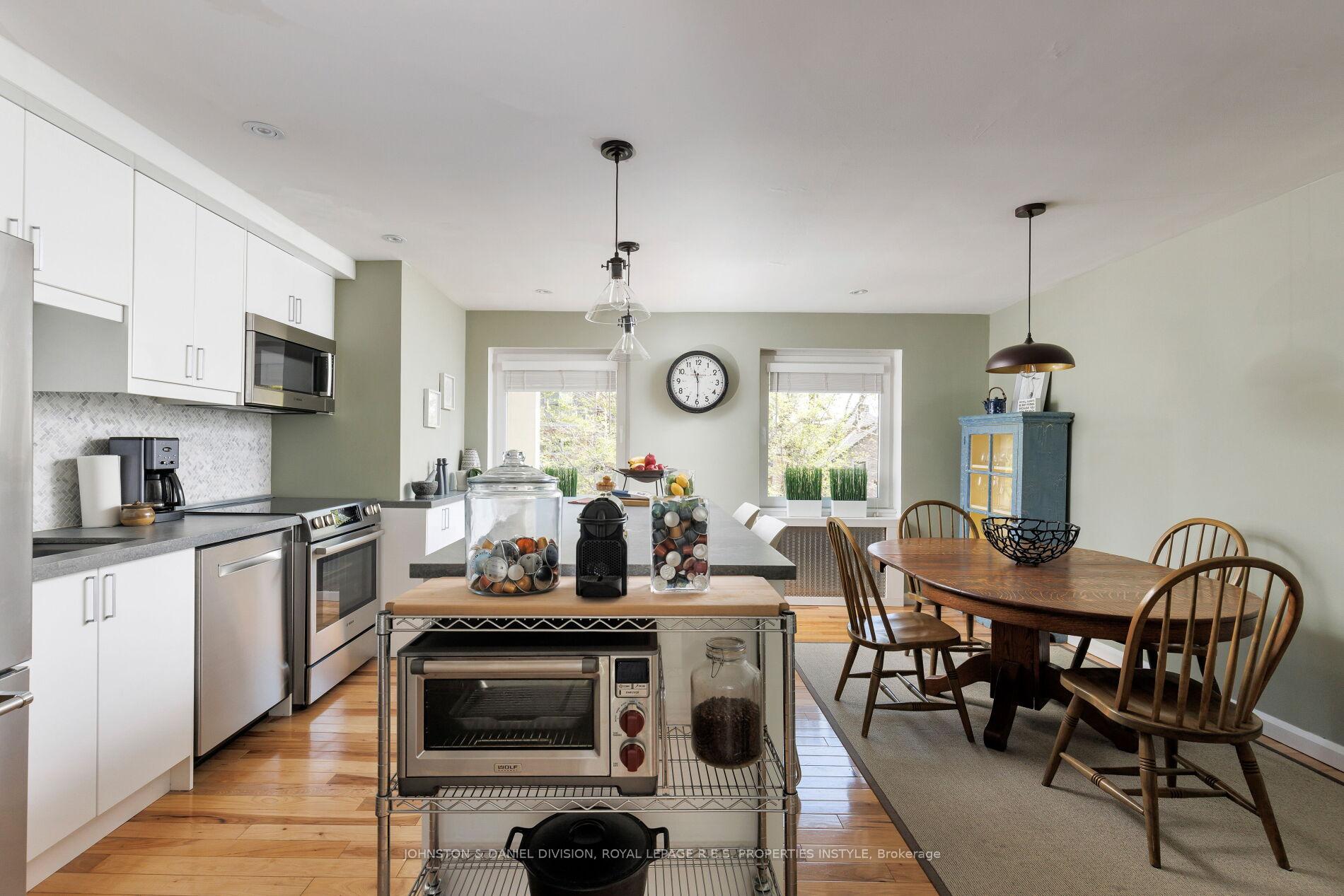 Photo 16 of Unit 18, 2368 Queen Street E, Toronto, The Beaches — HOMEH