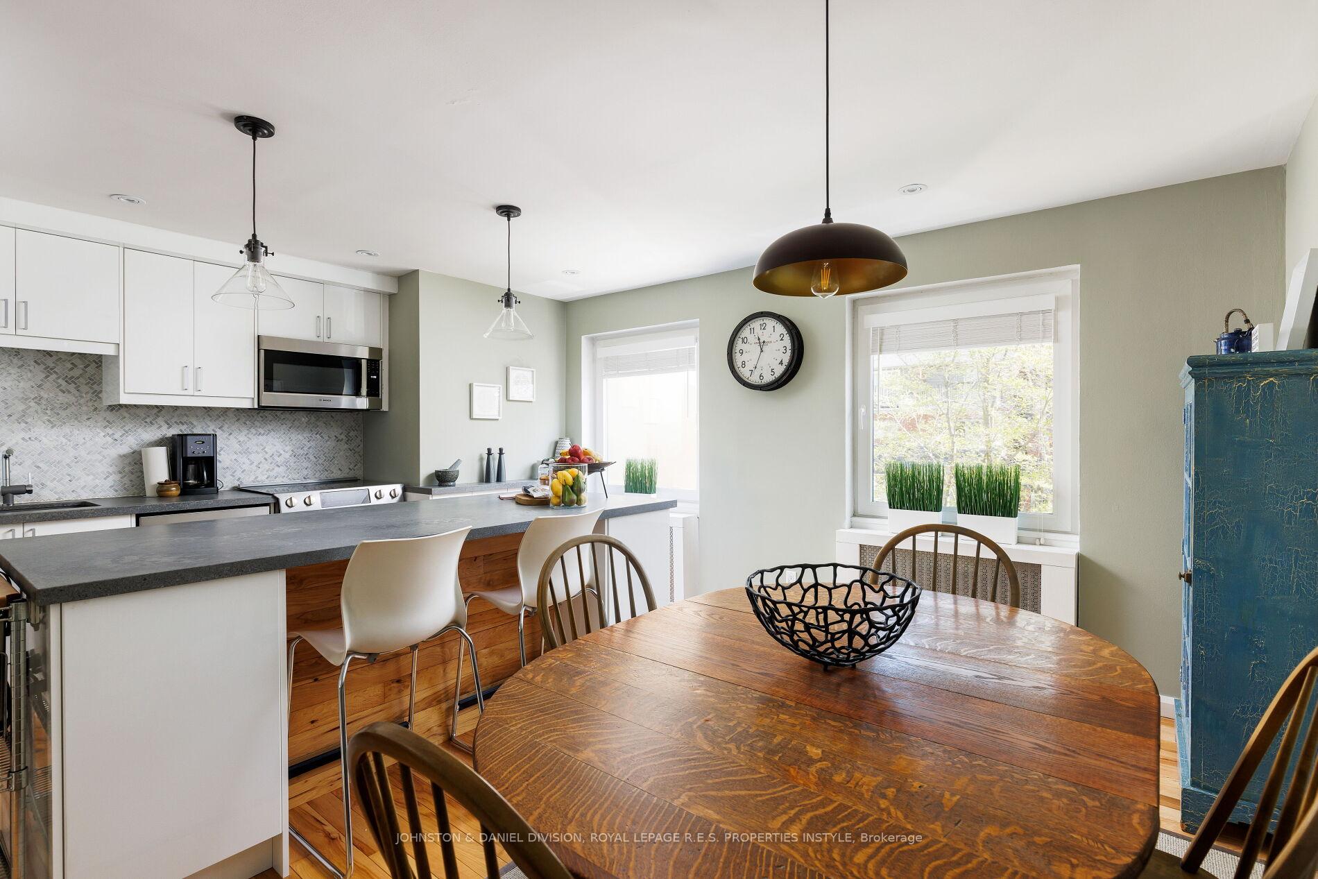 Photo 11 of Unit 18, 2368 Queen Street E, Toronto, The Beaches — HOMEH