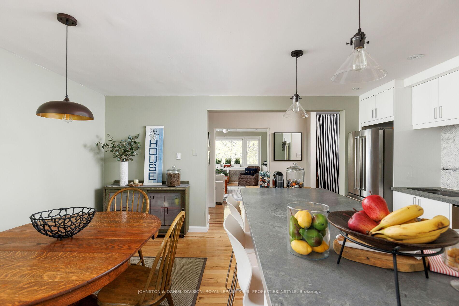 Photo 14 of Unit 18, 2368 Queen Street E, Toronto, The Beaches — HOMEH