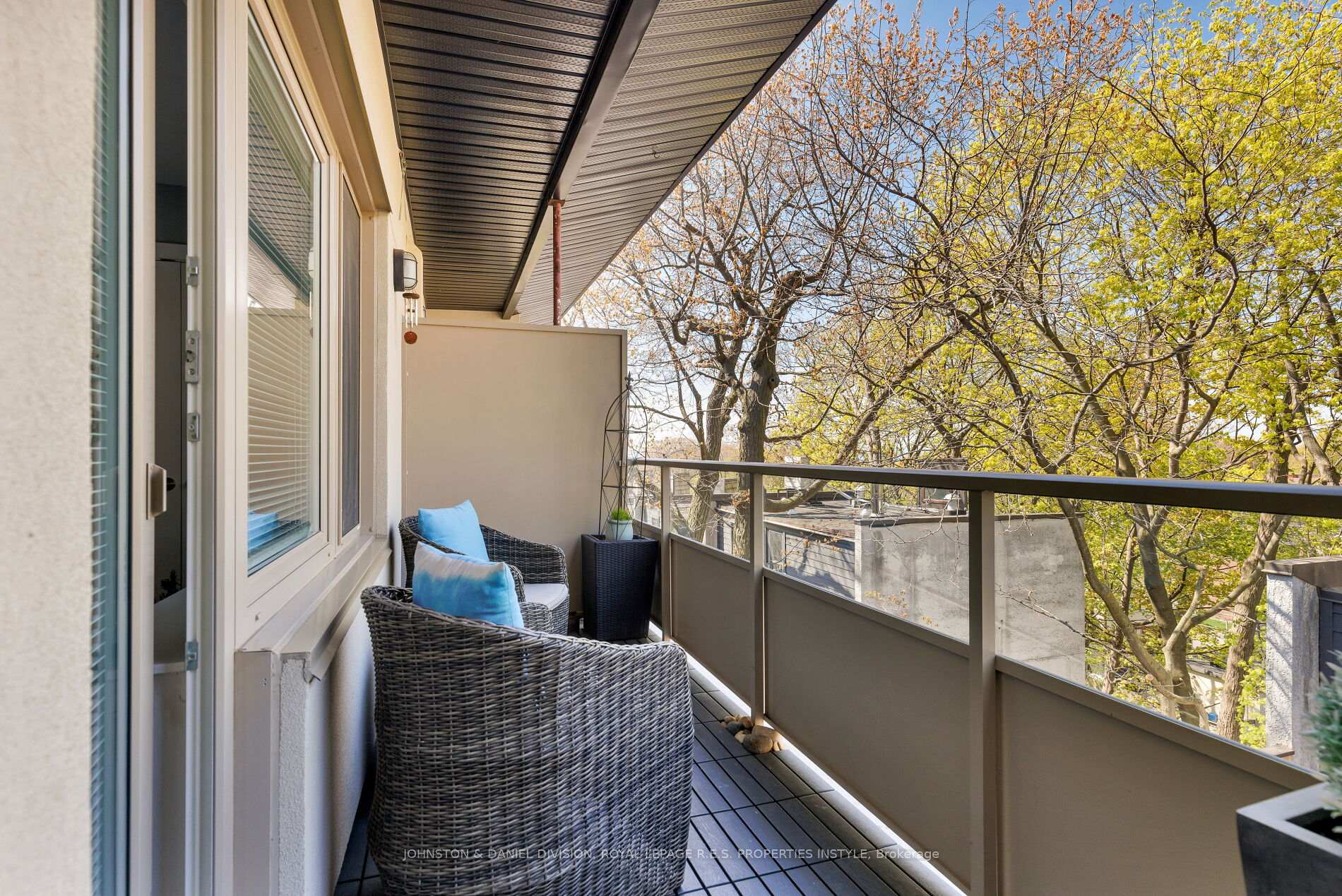 Photo 25 of Unit 18, 2368 Queen Street E, Toronto, The Beaches — HOMEH