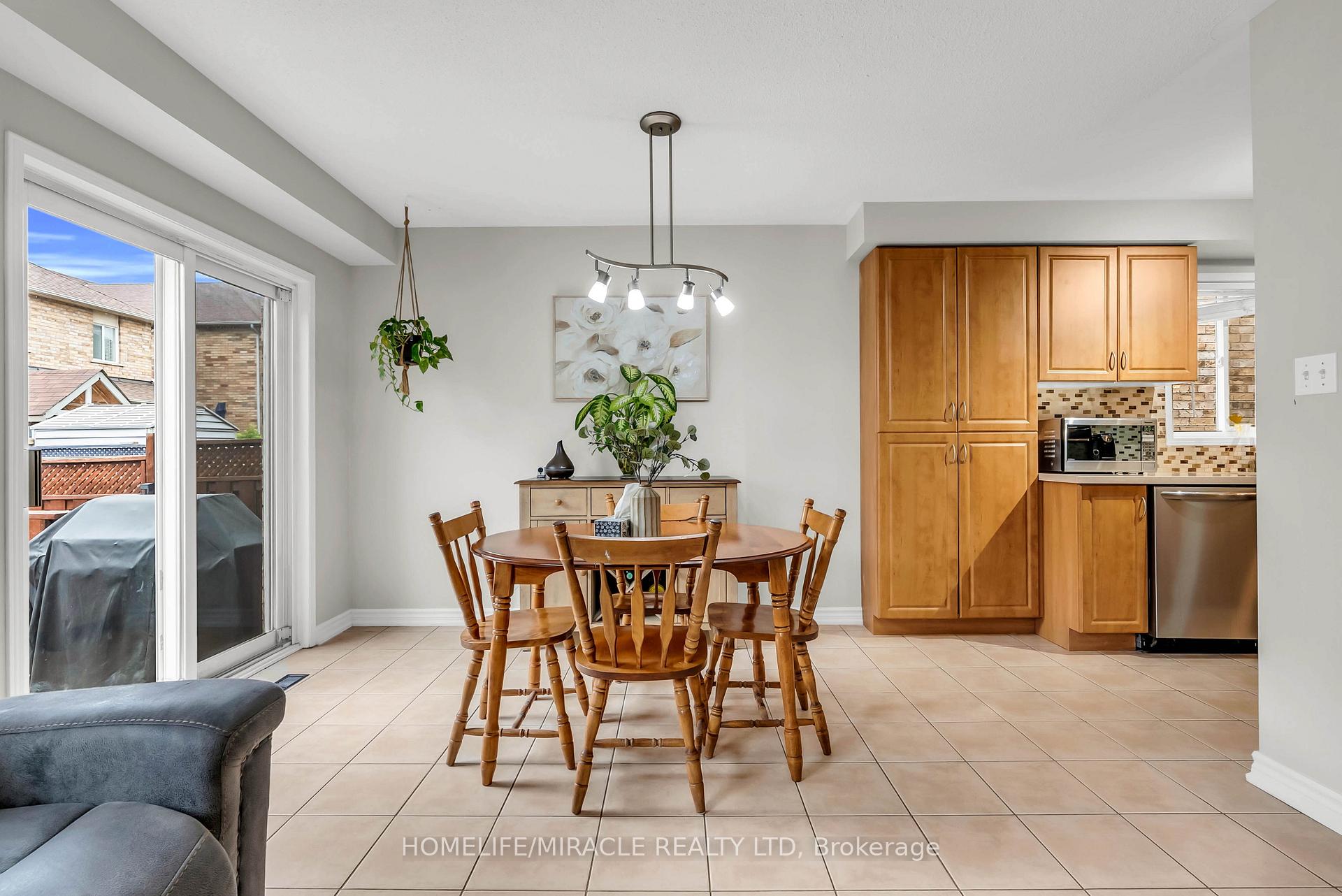 Photo 19 of 14 Olivett Lane, Brampton, Fletcher's Meadow — HOMEH