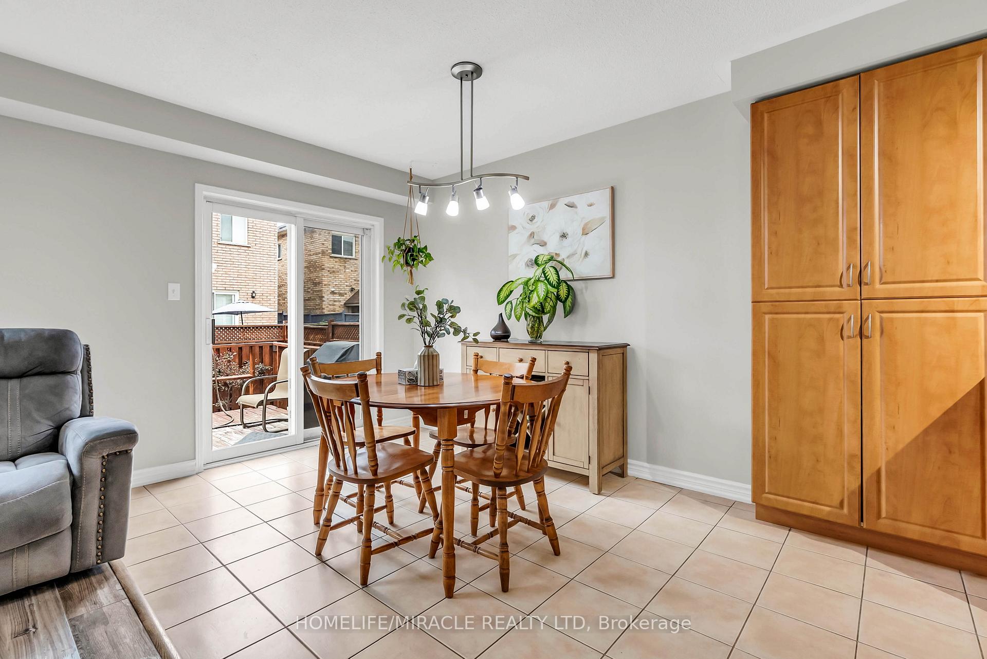 Photo 21 of 14 Olivett Lane, Brampton, Fletcher's Meadow — HOMEH