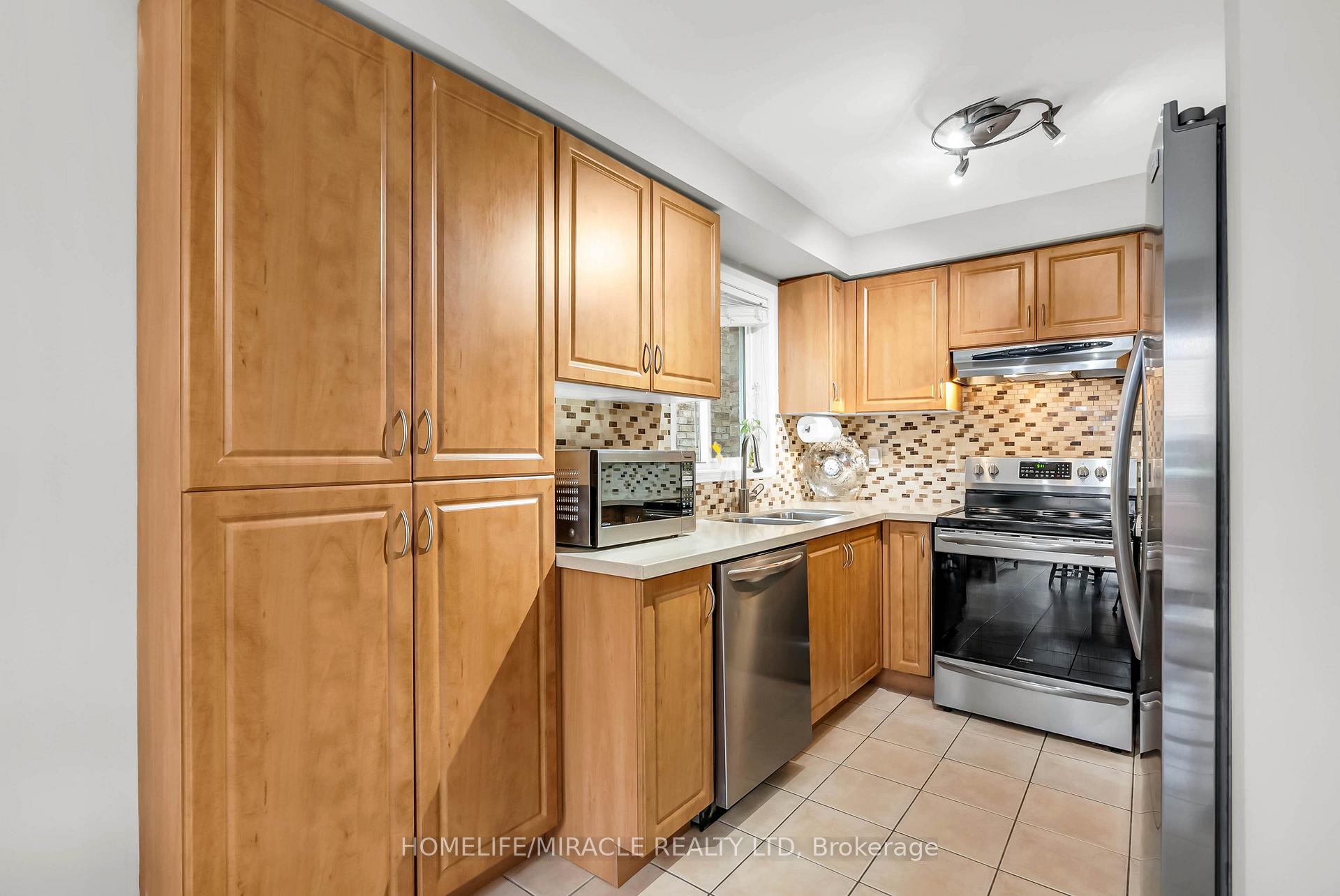 Photo 22 of 14 Olivett Lane, Brampton, Fletcher's Meadow — HOMEH