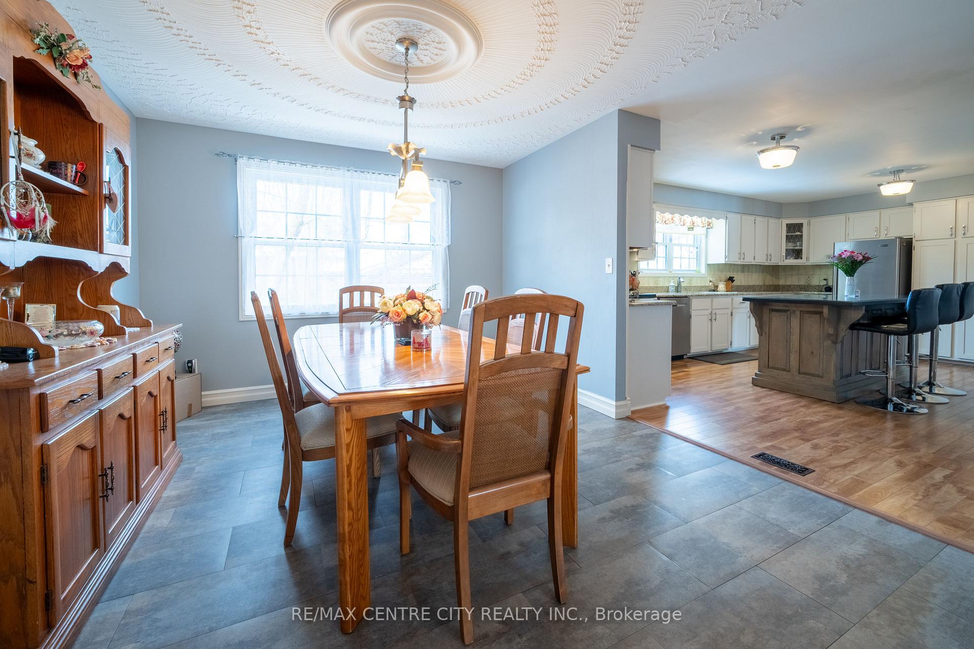 Photo 8 of 410 Beattie Street, Strathroy-Caradoc, SW — HOMEH