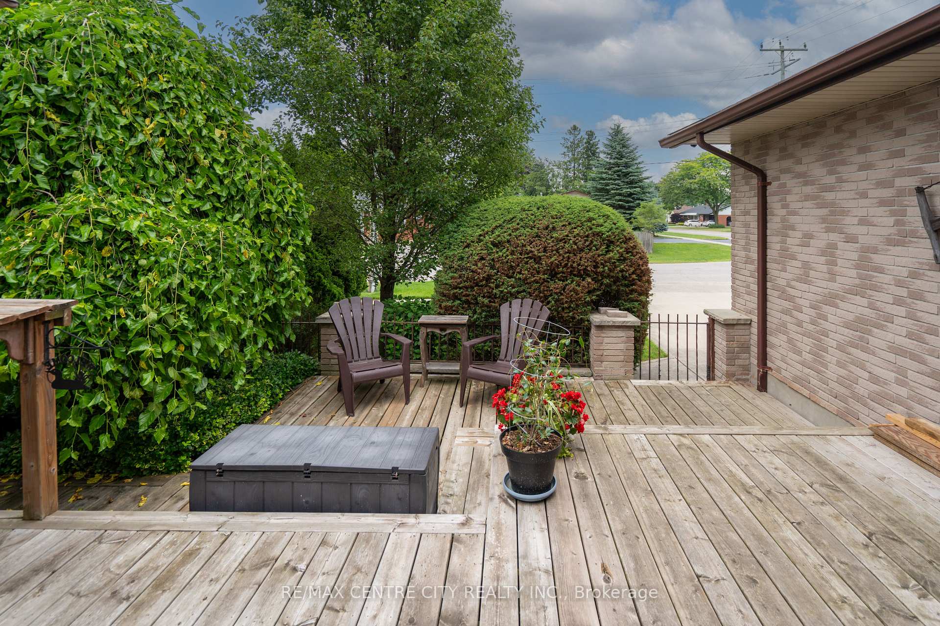 Photo 36 of 410 Beattie Street, Strathroy-Caradoc, SW — HOMEH