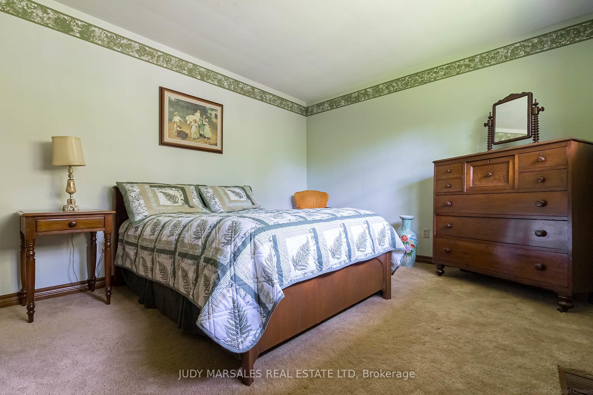 Photo 30 of 637 Hiawatha Boulevard, Hamilton, Ancaster — HOMEH