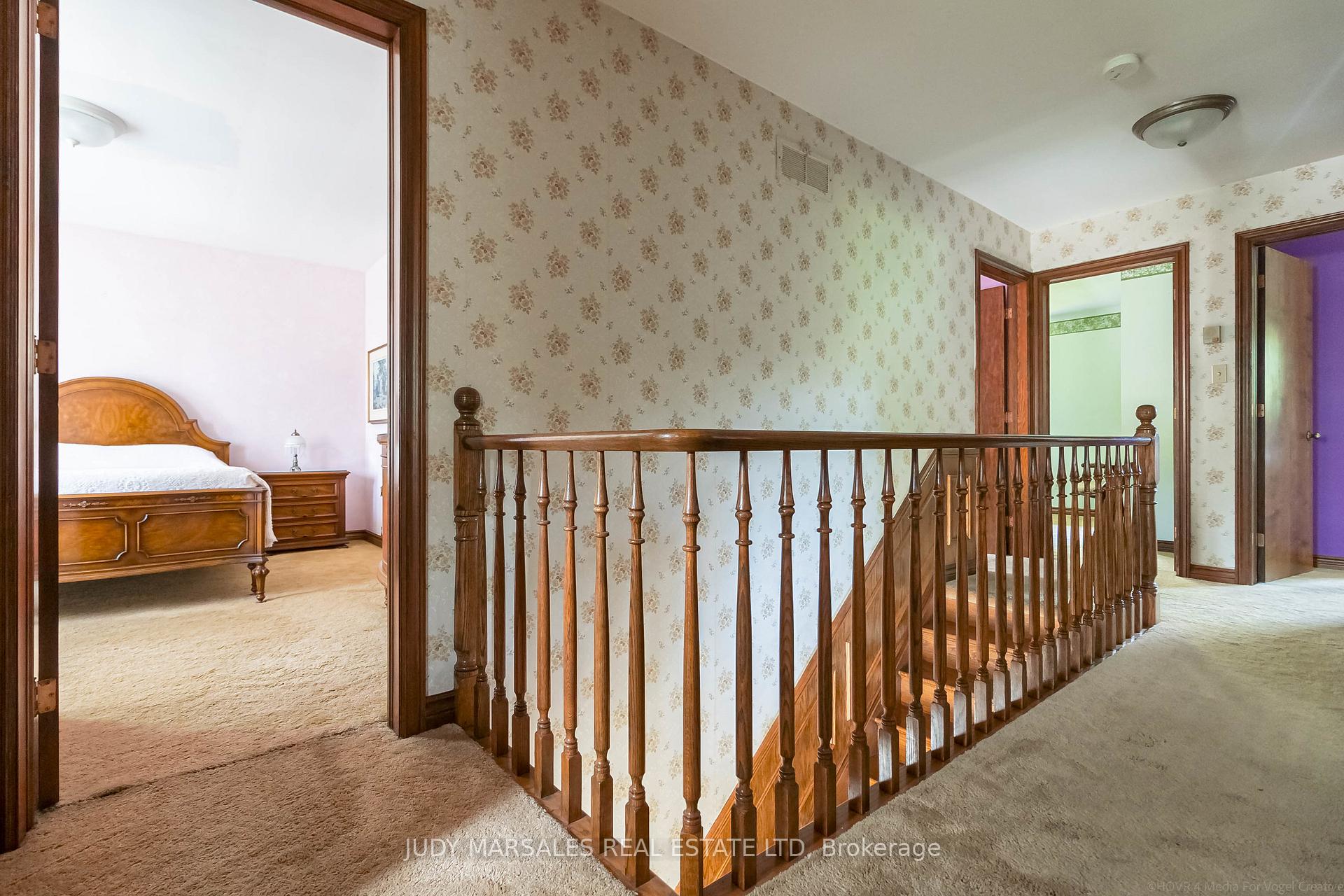 Photo 29 of 637 Hiawatha Boulevard, Hamilton, Ancaster — HOMEH