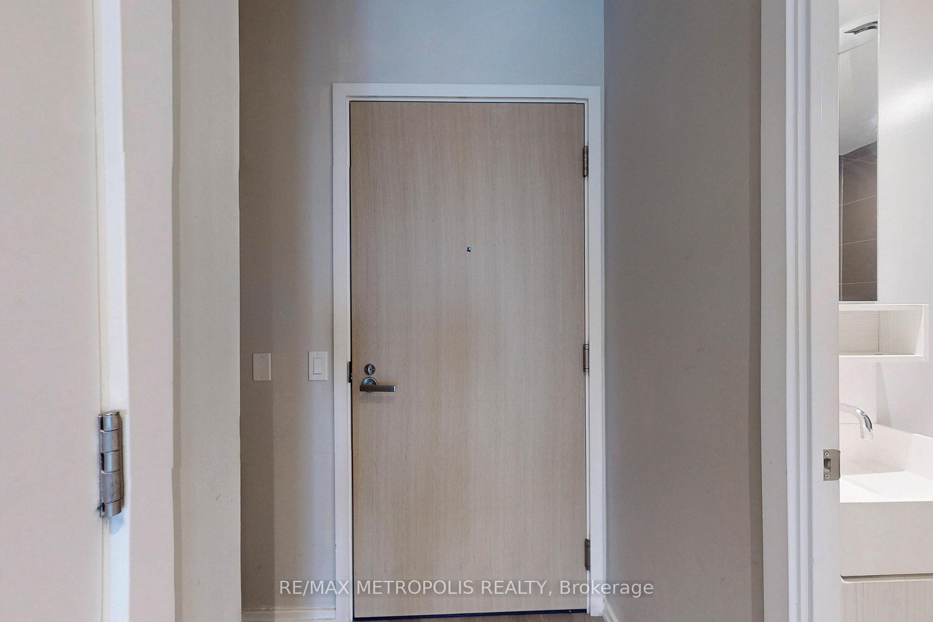 Photo 11 of Unit 1211, 5 Soudan Avenue, Toronto, Mount Pleasant West — HOMEH