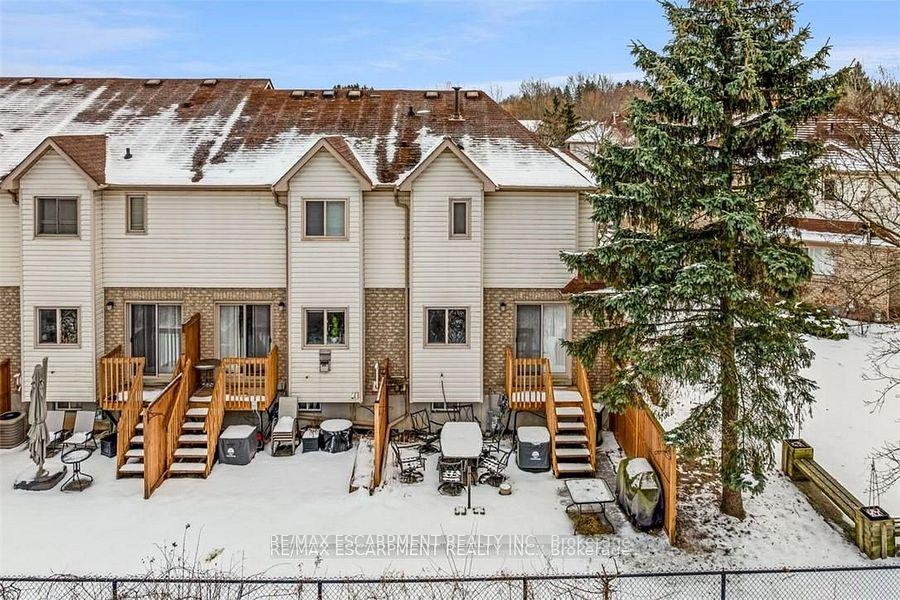 Photo 25 of Unit 11, 75 Ryans Way, Hamilton, Waterdown — HOMEH
