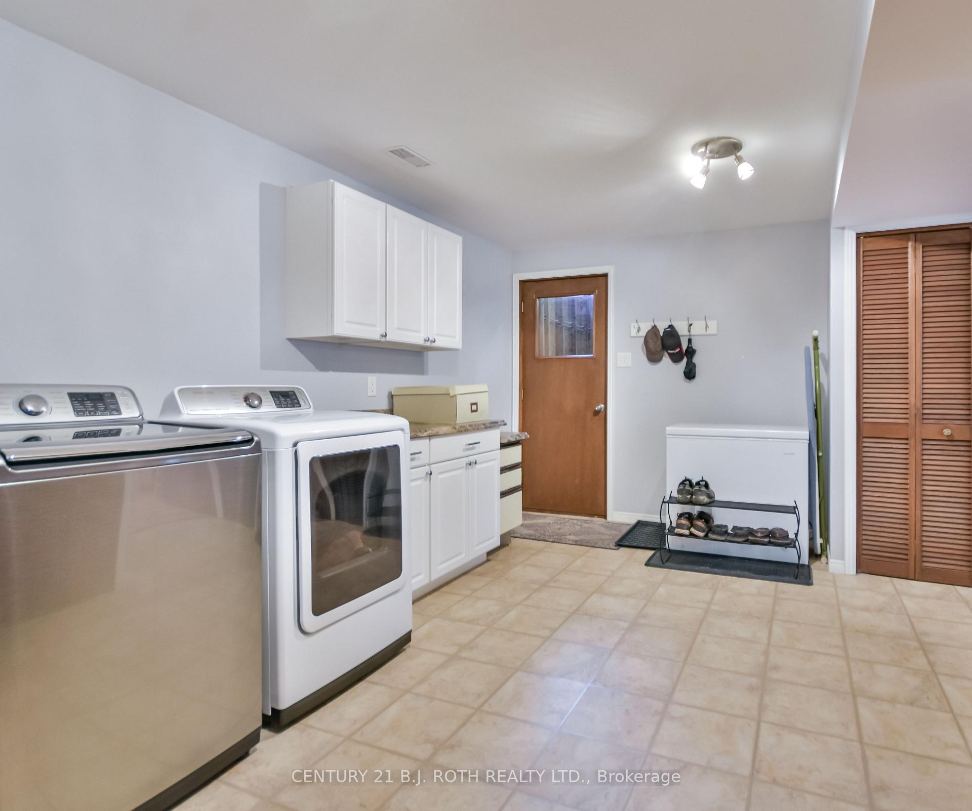 Photo 20 of 202 Crawford Street, Barrie, Ardagh — HOMEH