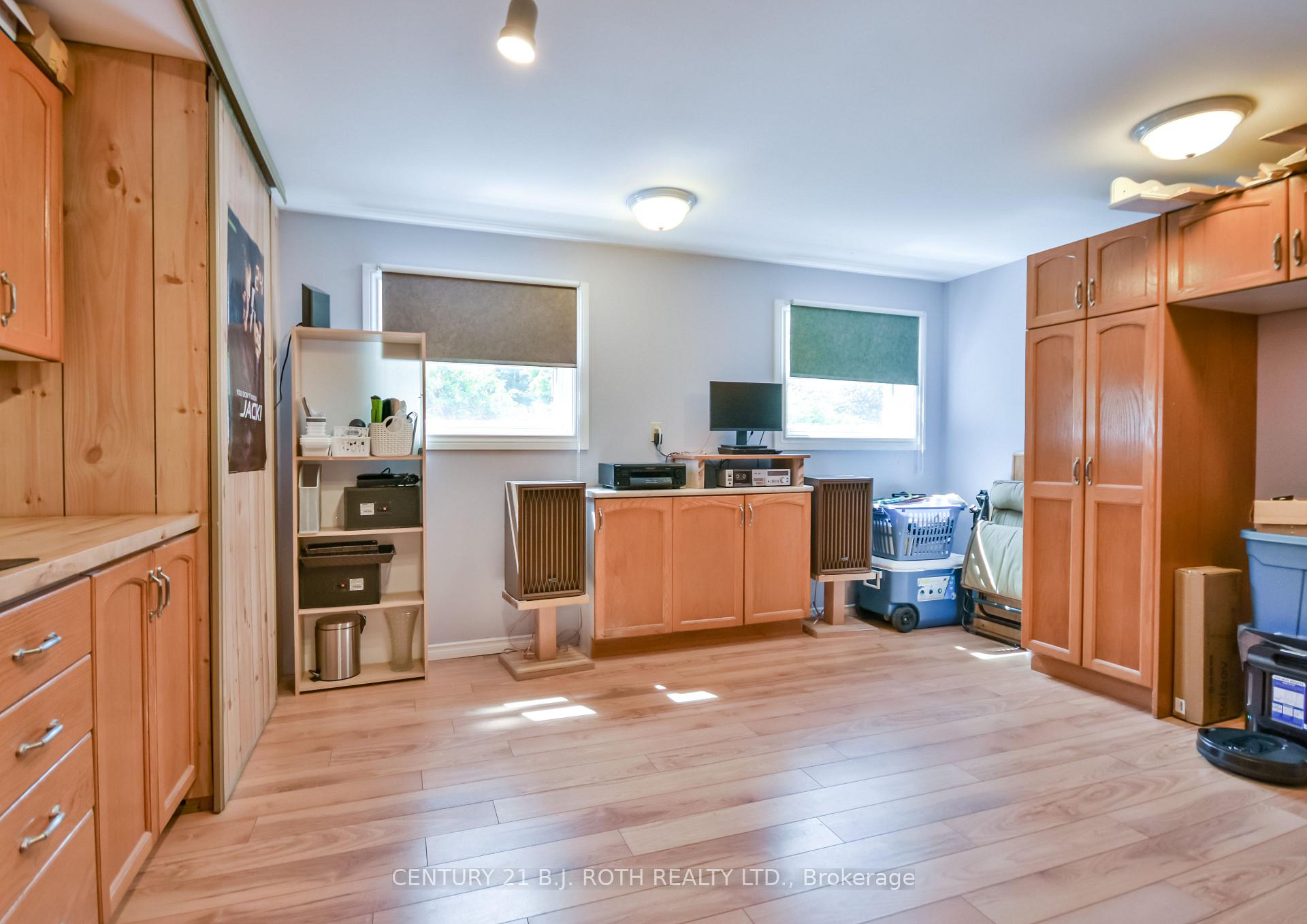 Photo 19 of 202 Crawford Street, Barrie, Ardagh — HOMEH
