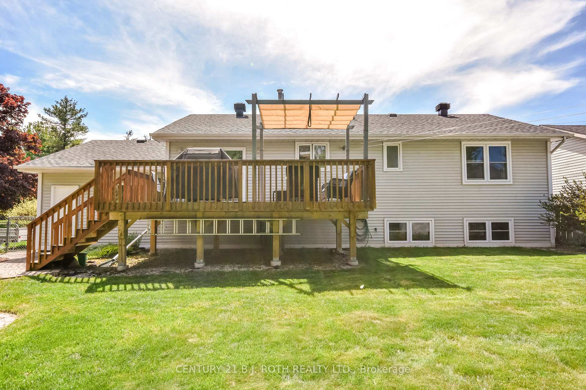 Photo 21 of 202 Crawford Street, Barrie, Ardagh — HOMEH