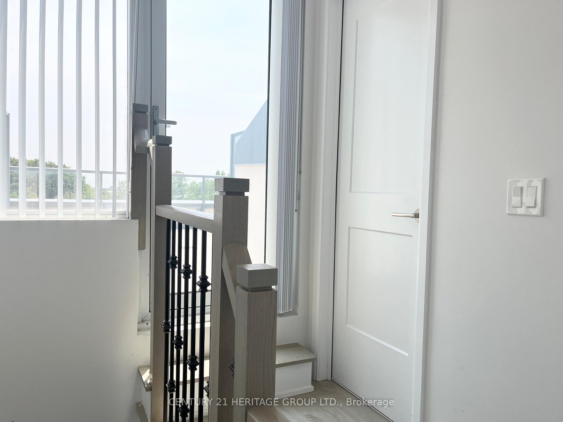 Photo 29 of Unit TH50, 1020 Portage Parkway, Vaughan, Concord — HOMEH
