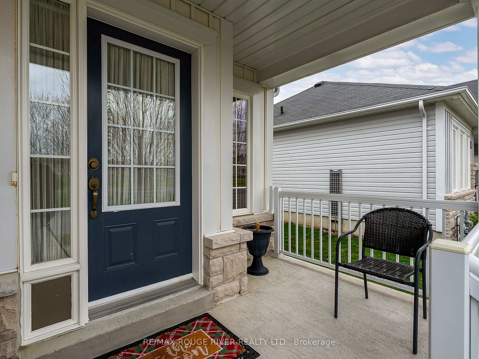 Photo 3 of 837 Charles Wilson Parkway, Cobourg — HOMEH