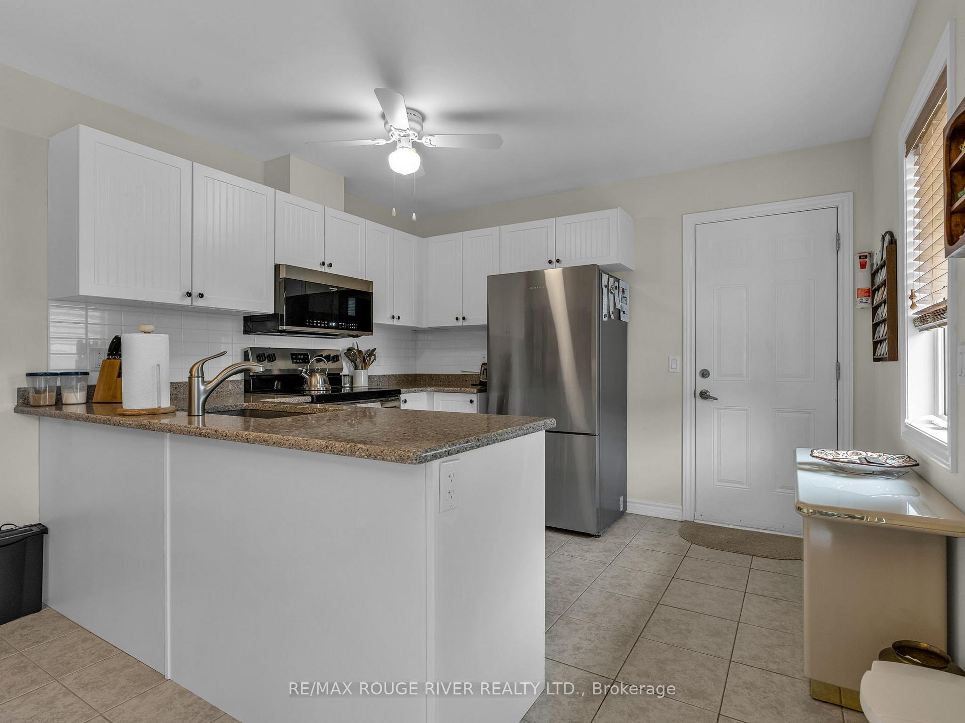 Photo 13 of 837 Charles Wilson Parkway, Cobourg — HOMEH