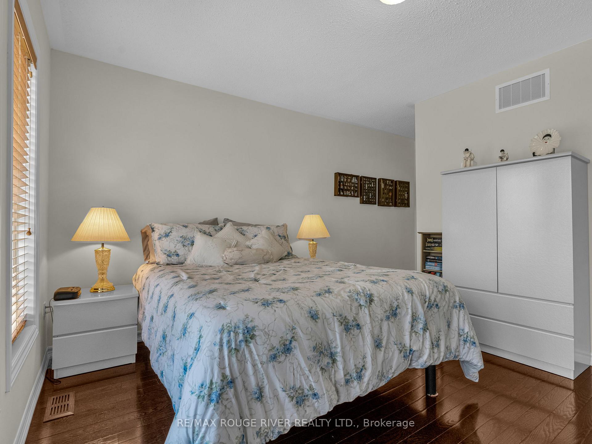 Photo 17 of 837 Charles Wilson Parkway, Cobourg — HOMEH