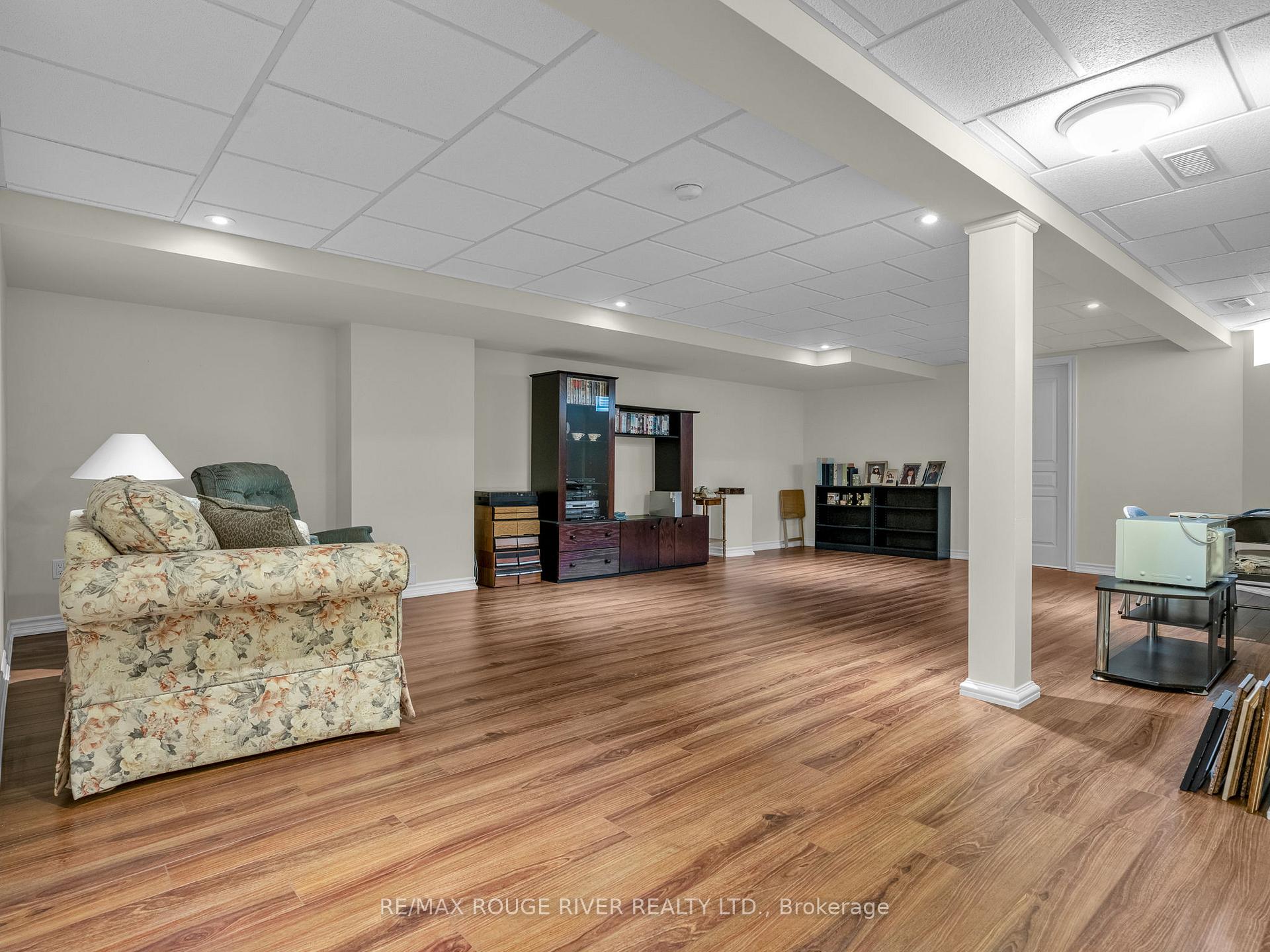 Photo 27 of 837 Charles Wilson Parkway, Cobourg — HOMEH