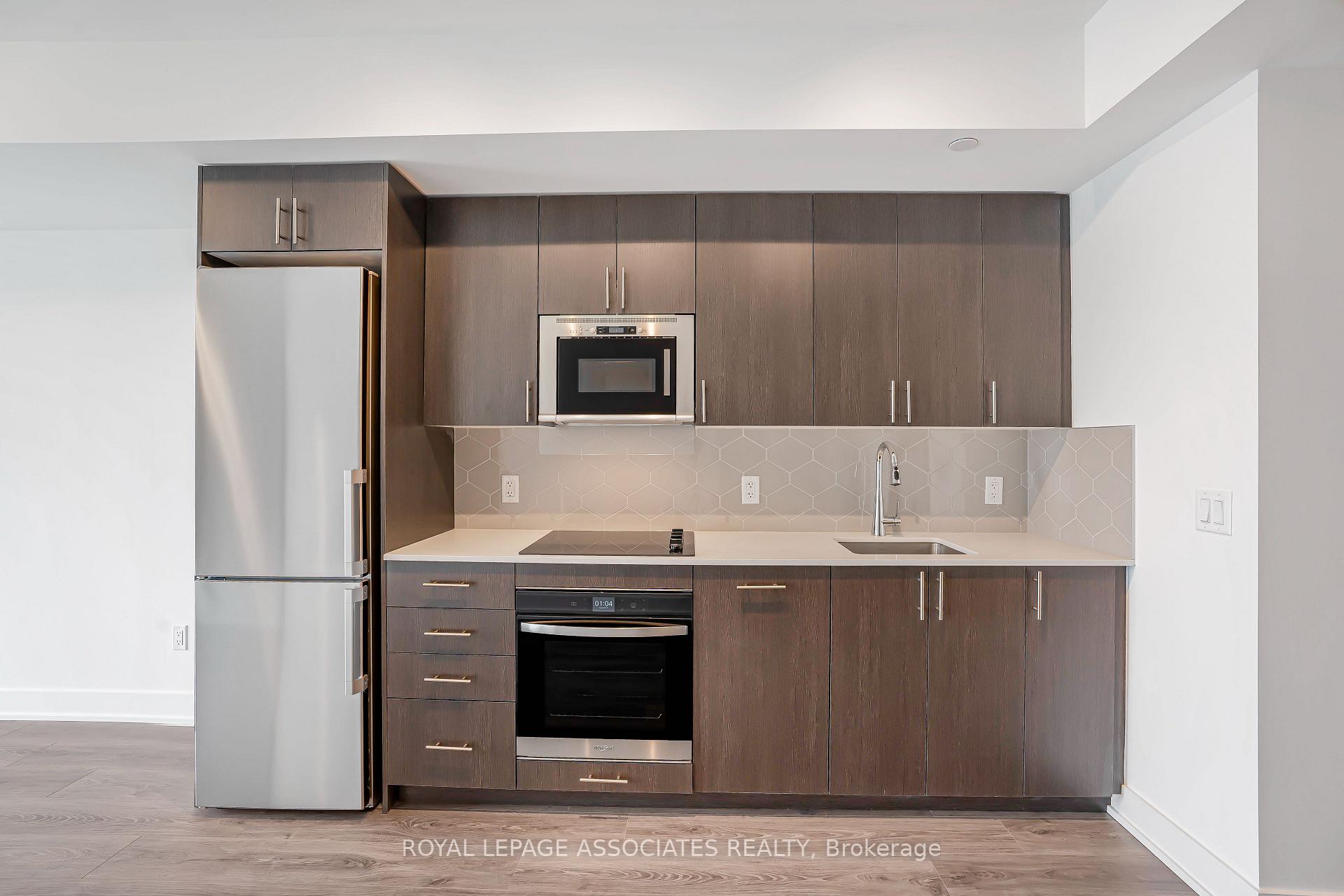 Photo 6 of Unit 2512, 2524 Simcoe Street N, Oshawa, Windfields — HOMEH