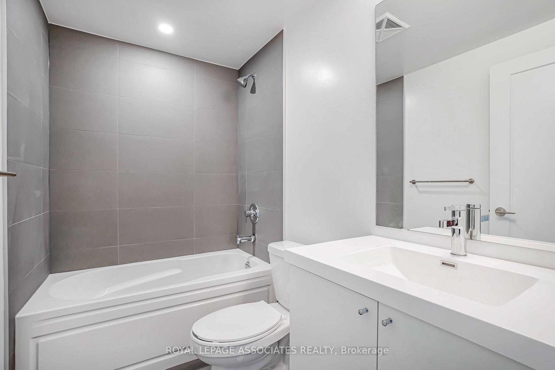 Photo 14 of Unit 2512, 2524 Simcoe Street N, Oshawa, Windfields — HOMEH