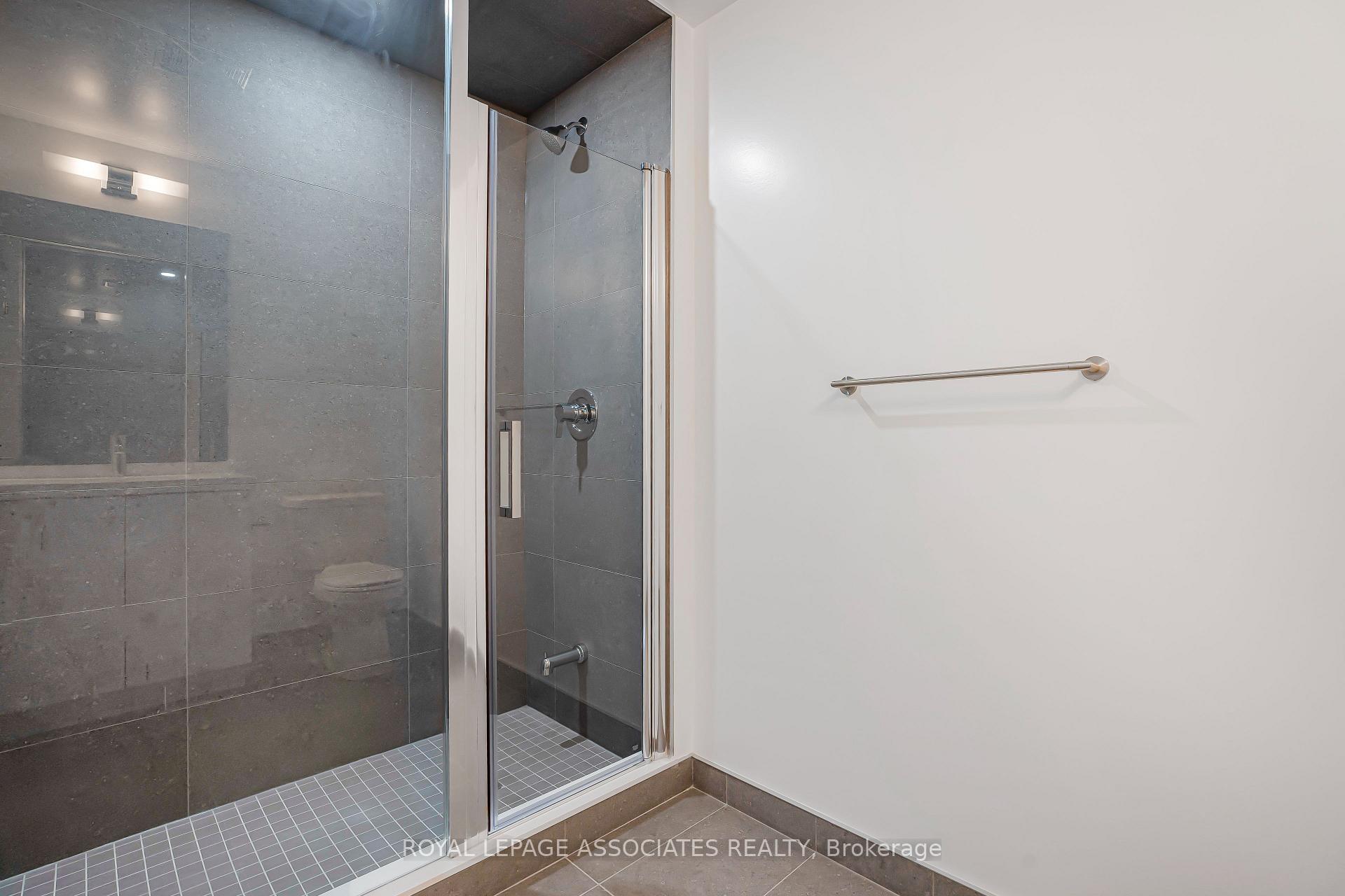 Photo 18 of Unit 2512, 2524 Simcoe Street N, Oshawa, Windfields — HOMEH