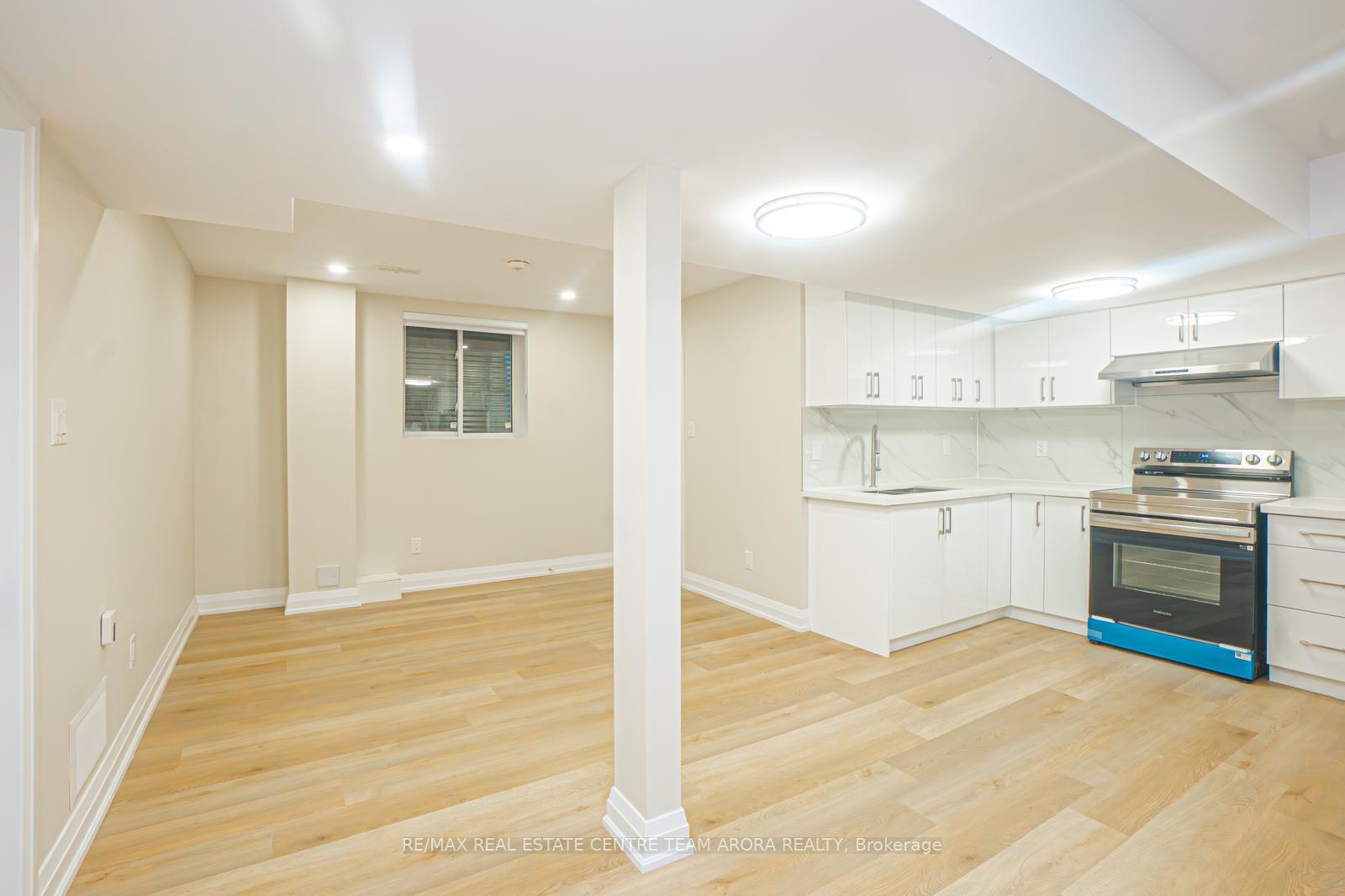 Photo 5 of Unit Bsmt, 22 Gladmary Drive, Brampton, Bram West — HOMEH