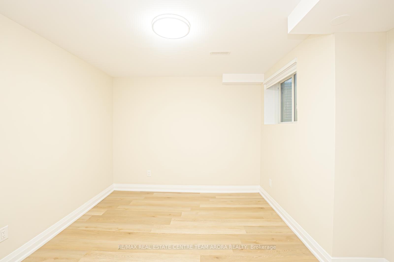 Photo 12 of Unit Bsmt, 22 Gladmary Drive, Brampton, Bram West — HOMEH