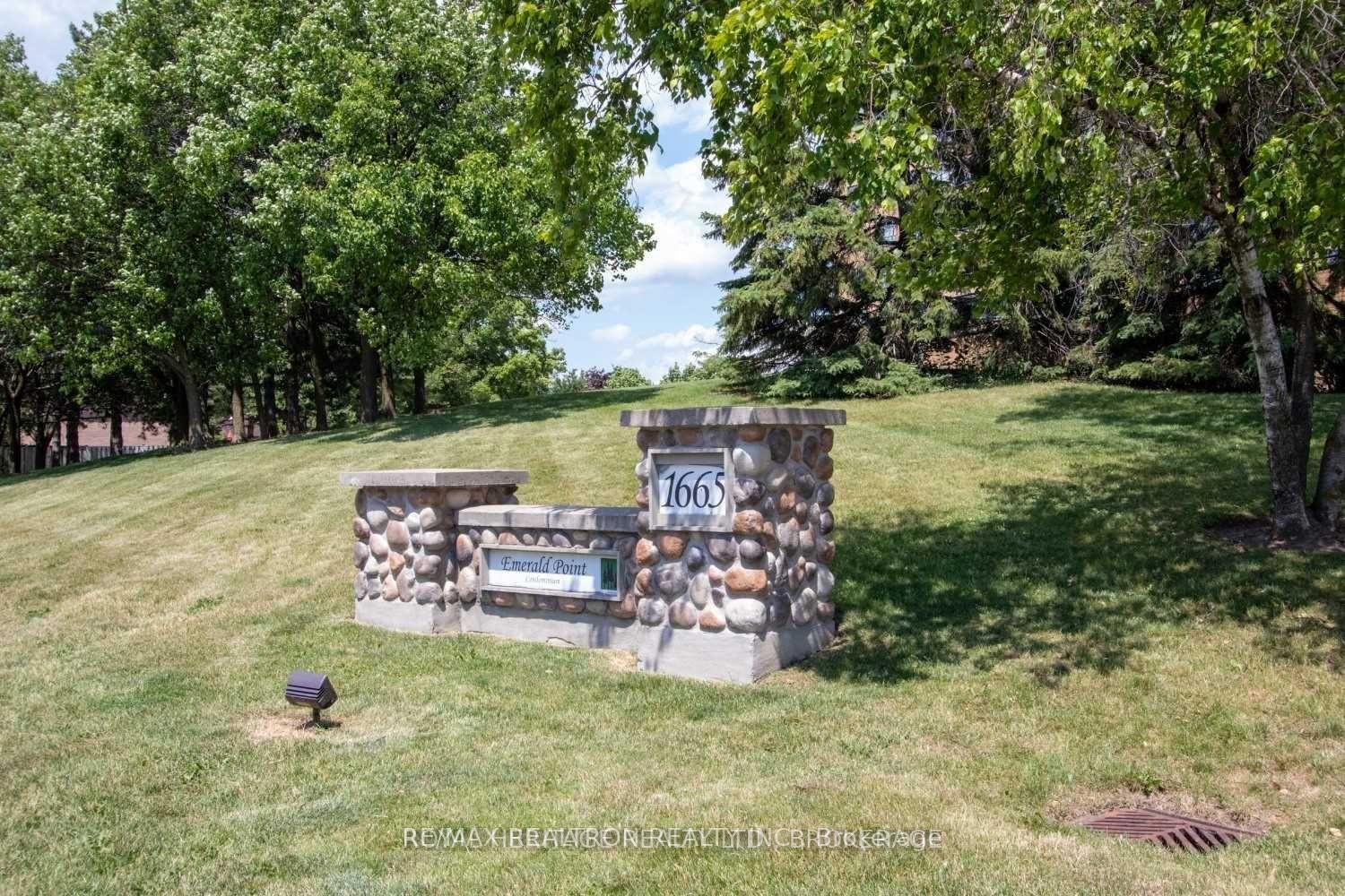Photo 1 of Unit 212, 1665 Pickering Parkway W, Pickering, Town Centre — HOMEH