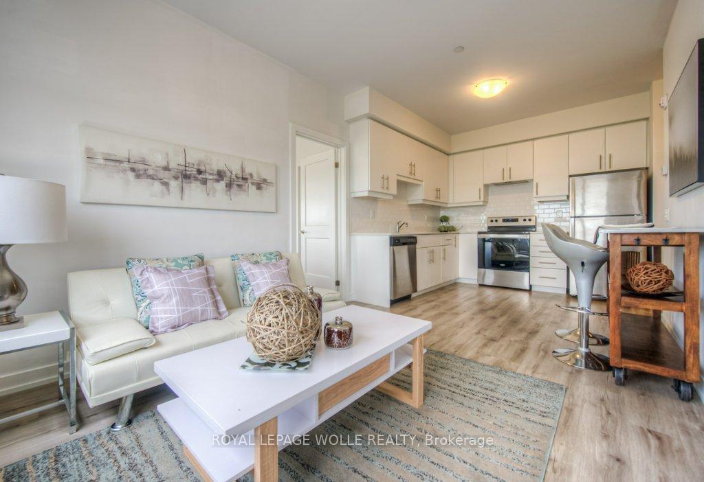 Photo 7 of Unit 422, 251 Northfield Drive E, Waterloo — HOMEH
