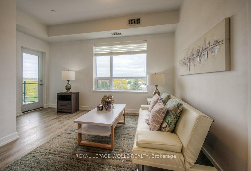 Photo 8 of Unit 422, 251 Northfield Drive E, Waterloo — HOMEH