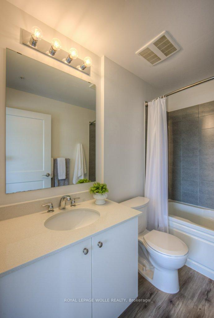 Photo 15 of Unit 422, 251 Northfield Drive E, Waterloo — HOMEH